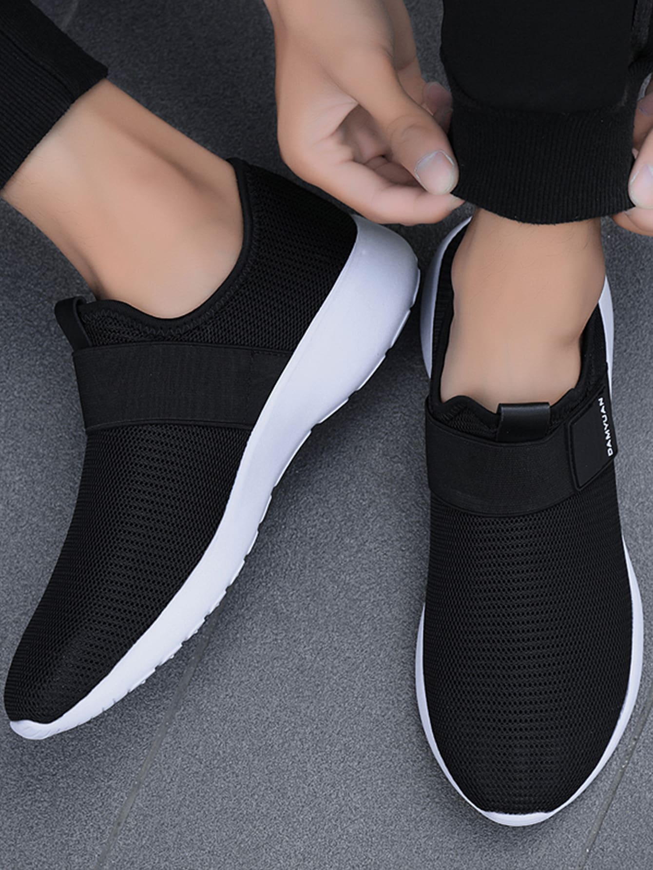 Tênis Masculino Chunky Slip On Leve Respirável Antiderrapante Tênis Masculino Chunky Slip On Leve Respirável