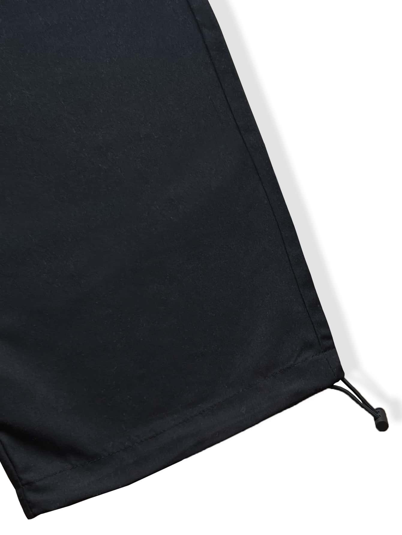 Calça Masculina Cargo Oversized Com Estampa Bolsos Sobrepostos Calça Masculina Cargo Com Corrente Decorativa Bolsos