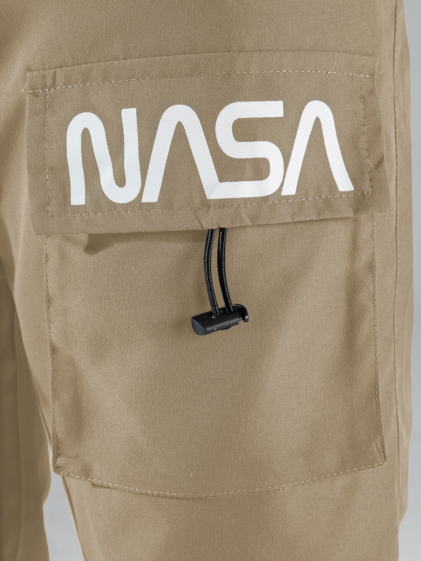 Calça Masculina Cargo Estilo Jogger Com Bolsos Laterais Calça Masculina Cargo Estilo Jogger Com Bolsos Laterais