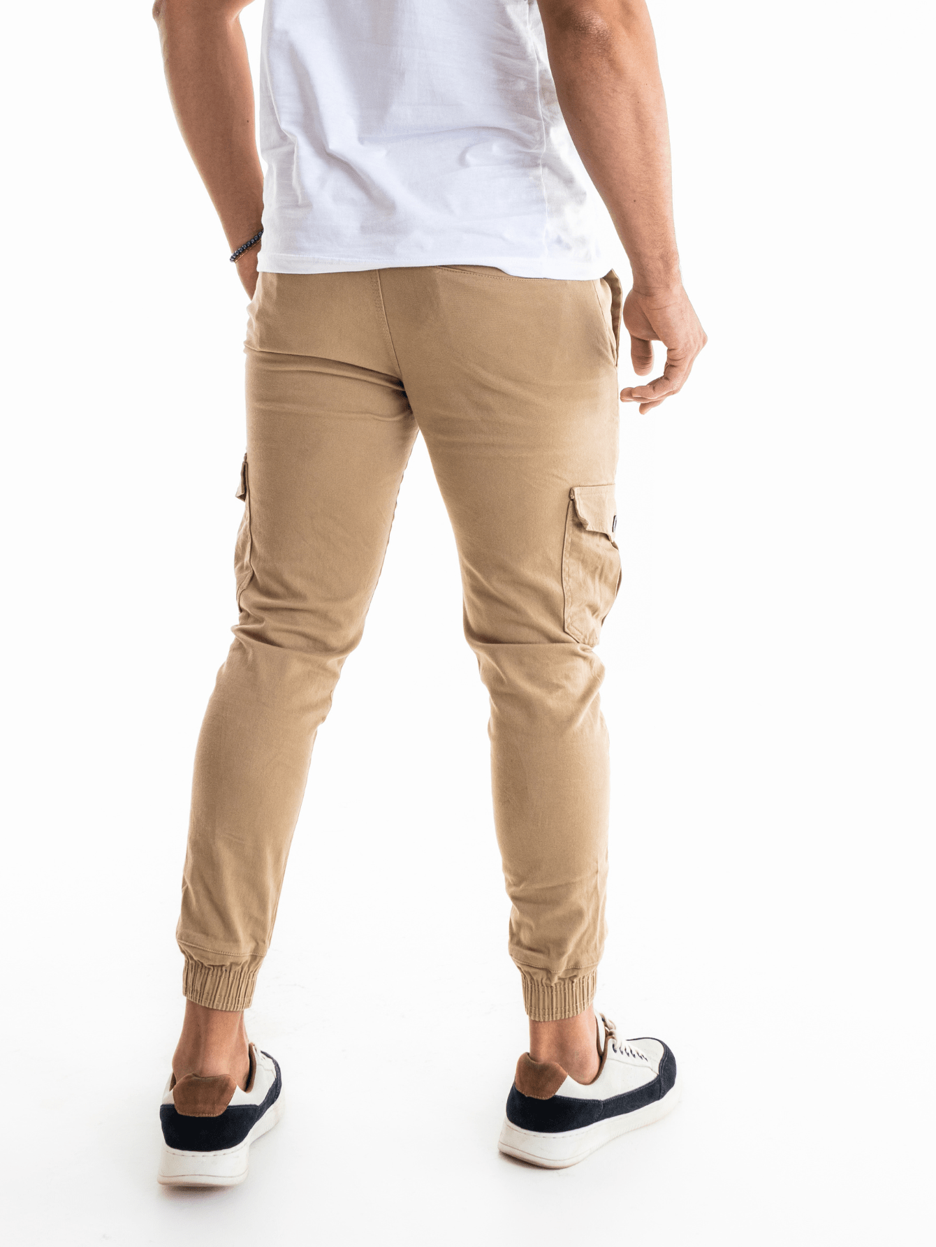 Calça Masculina Jeans Slim Fit Com Lavagem Média E Estilo Casual Calça Masculina Jeans Slim Fit Com Lavagem Média E