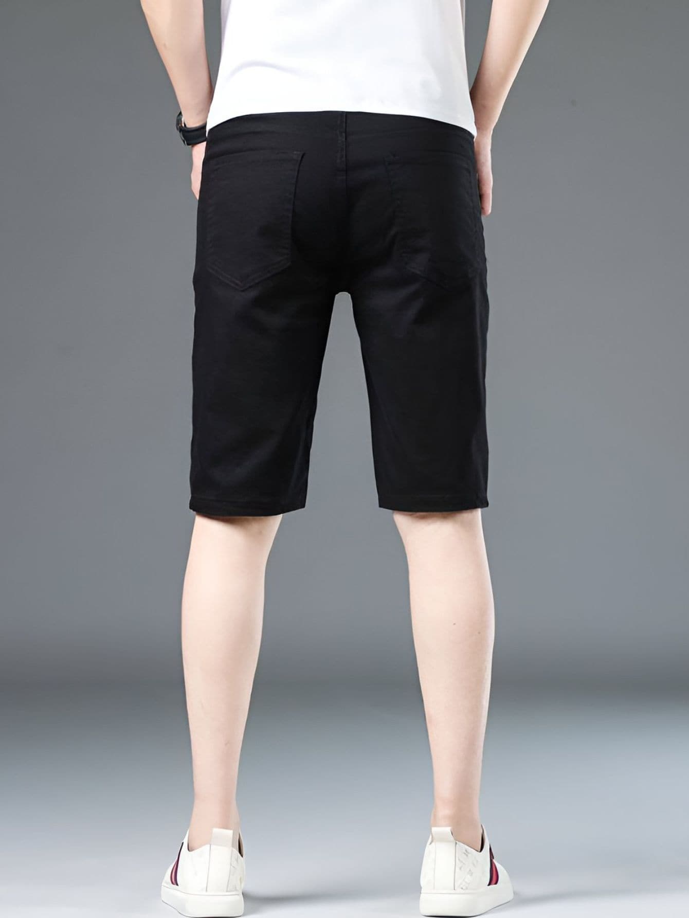 Shorts Masculino Cargo Com Bolsos Laterais Funcionais Shorts Masculino Cargo Com Bolsos Laterais Funcionais