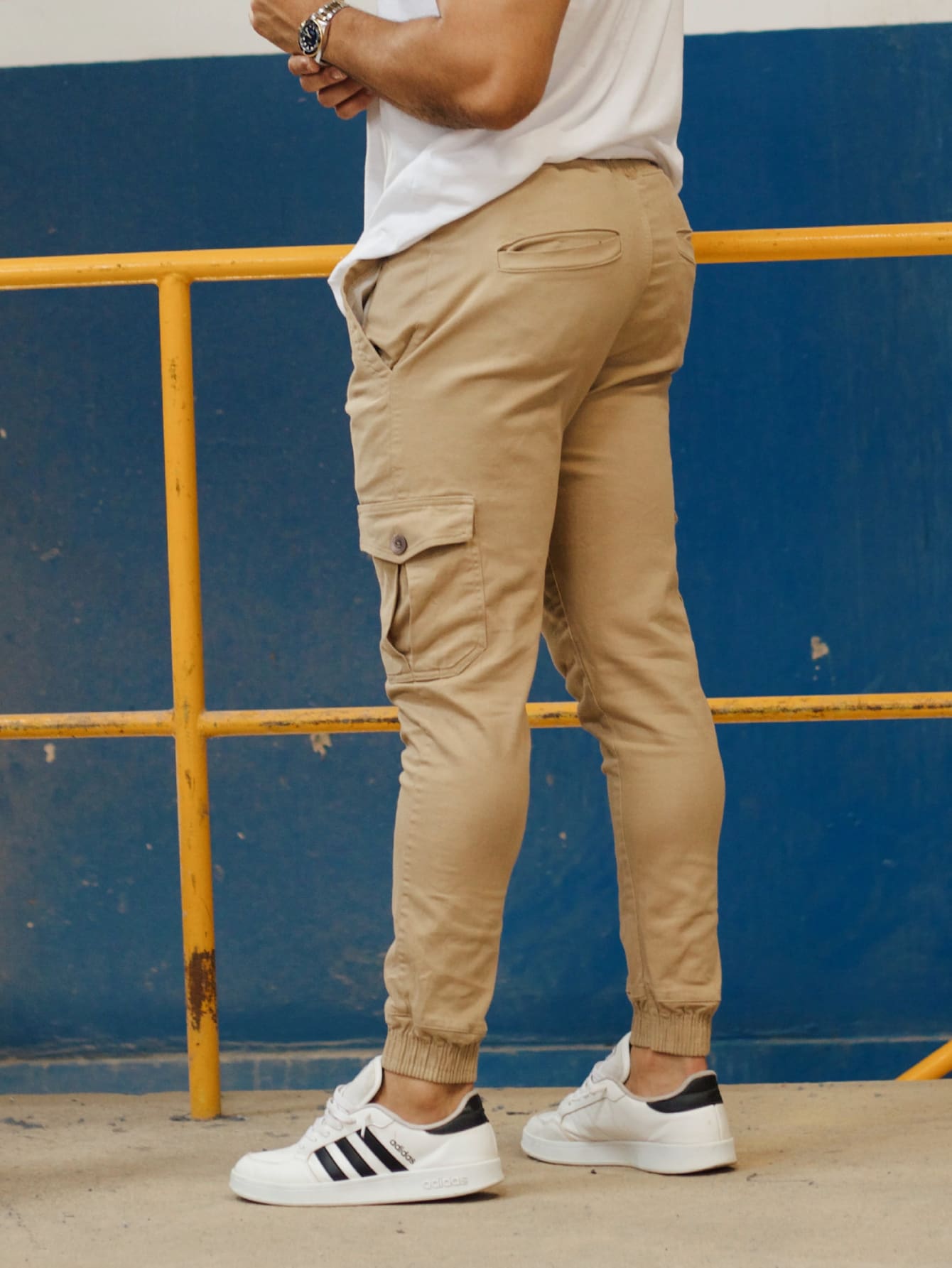 Calça Masculina Jeans Slim Fit Com Lavagem Média E Estilo Casual Champanhe / PP Calça Masculina Jeans Slim Fit Com