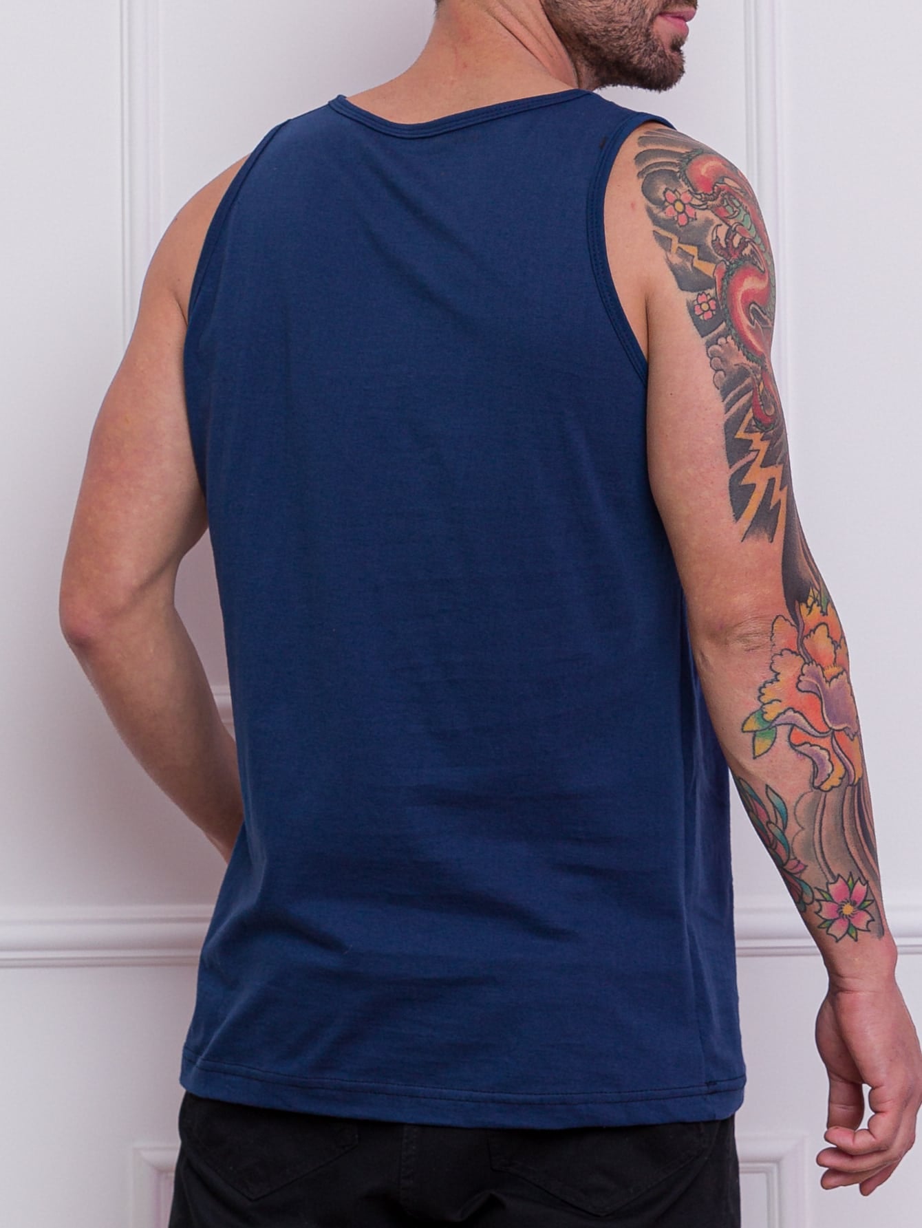 Camiseta Regata Masculina Básica Design Clean Estilo Casual Camiseta Regata Masculina Básica Design Clean Estilo Casual