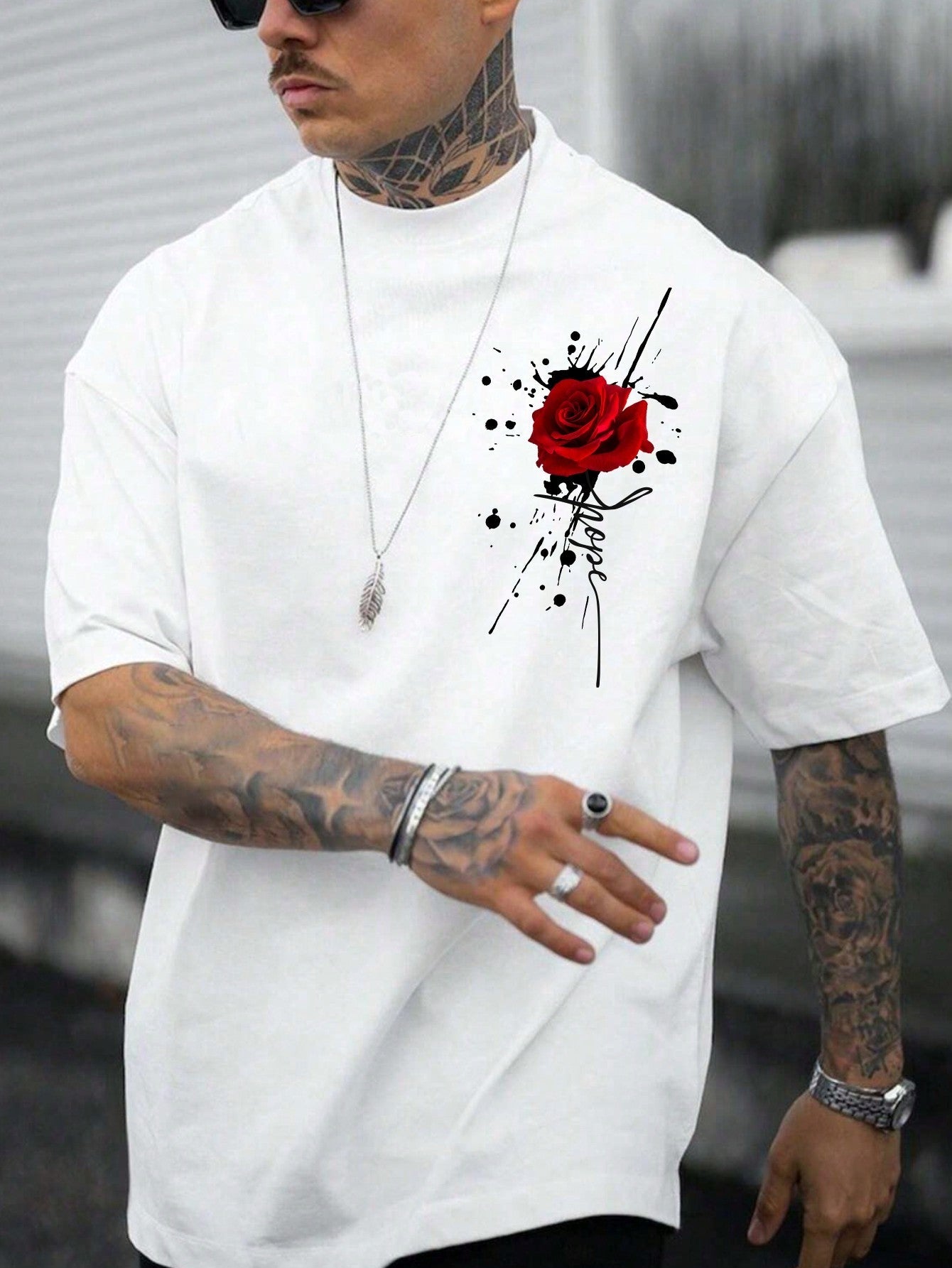 Camisa Masculina Oversized Estampa De Rosa Arte Branco / PP Camisa Masculina Oversized Estampa De Rosa Arte
