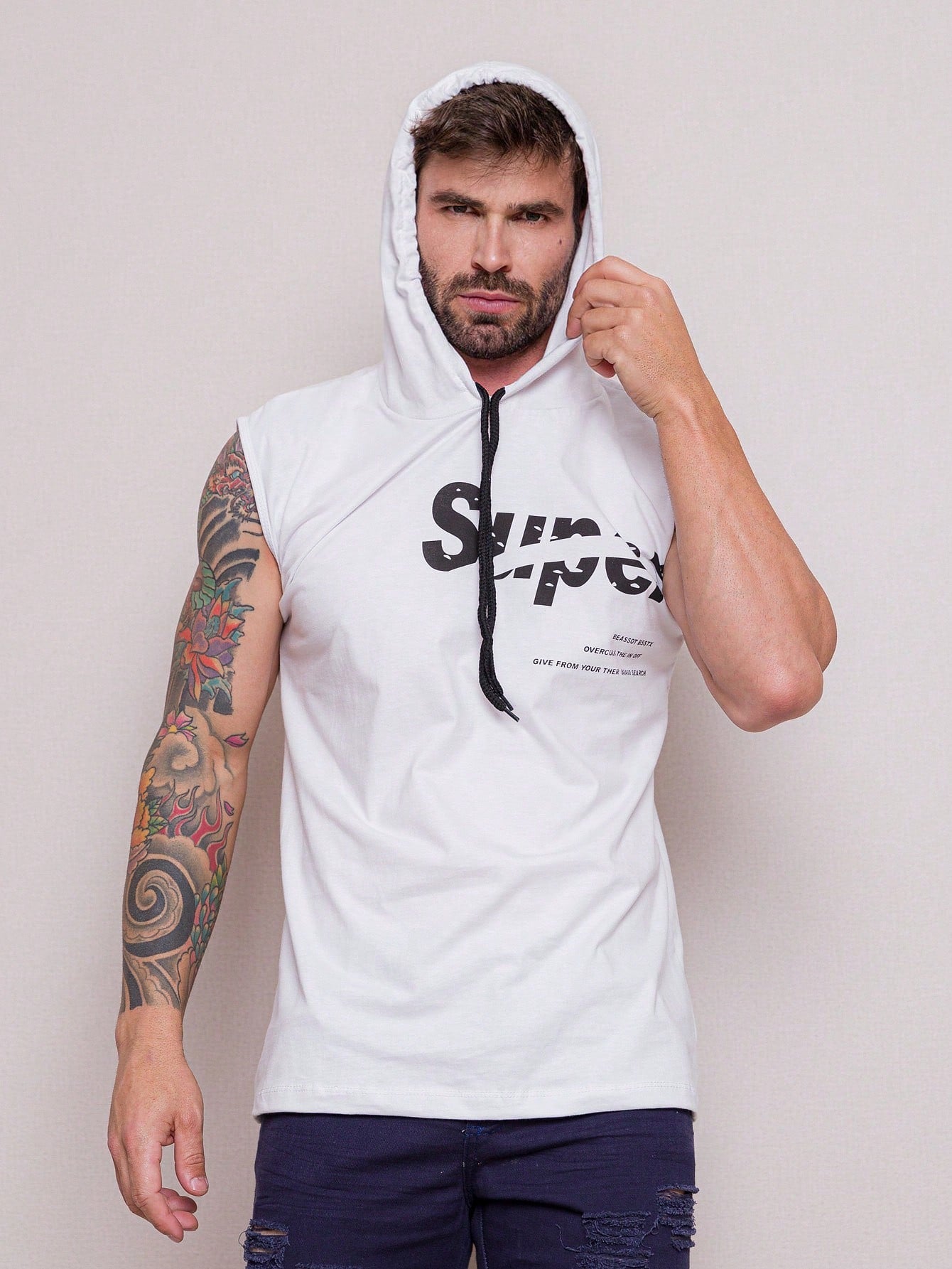 Camiseta Regata Masculina Slim Corte Ajustado Design Moderno Camiseta Regata Masculina Slim Corte Ajustado Design