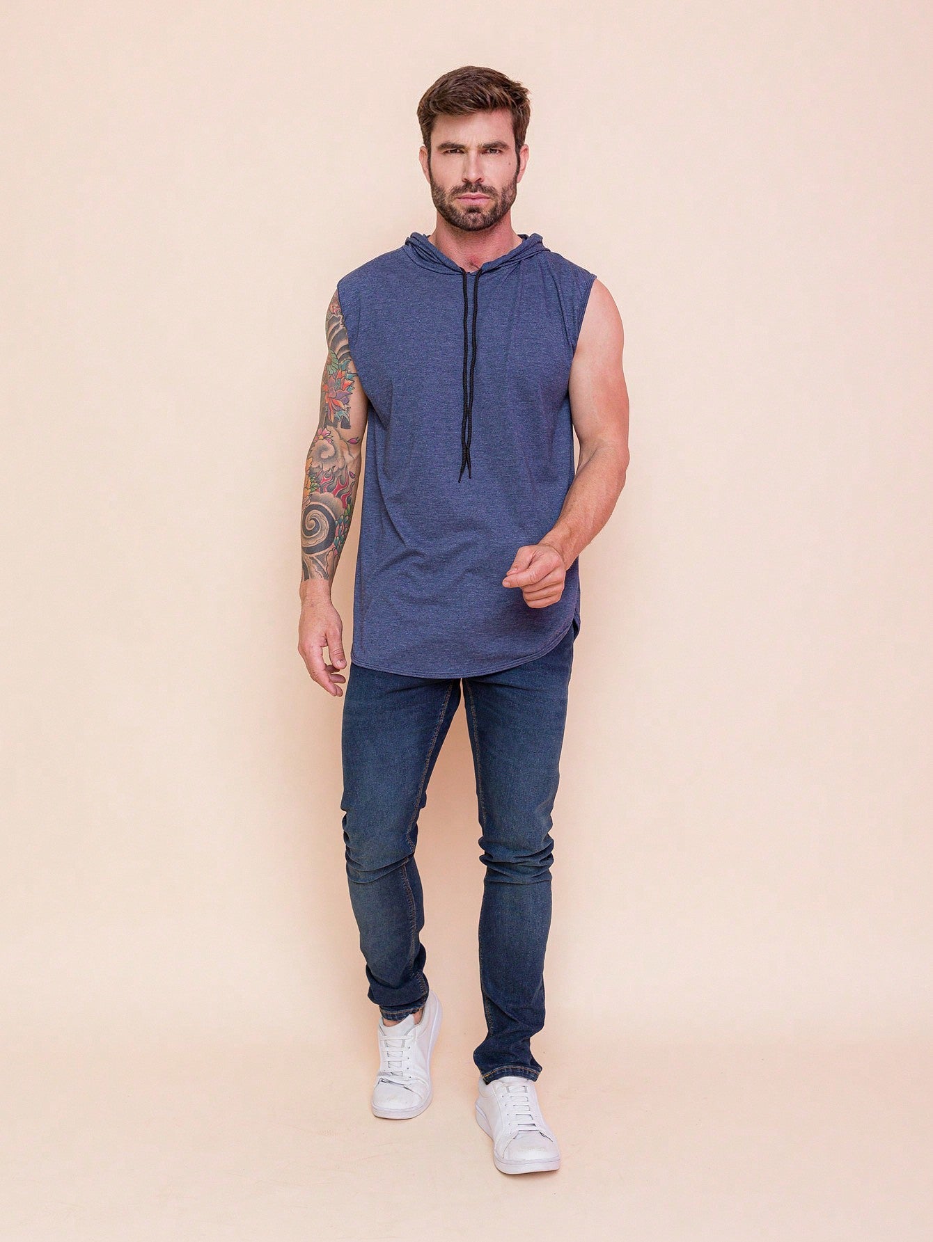 Camiseta Regata Masculina Casual Recorte Estilo Moderno Camiseta Regata Masculina Casual Recorte Estilo Moderno