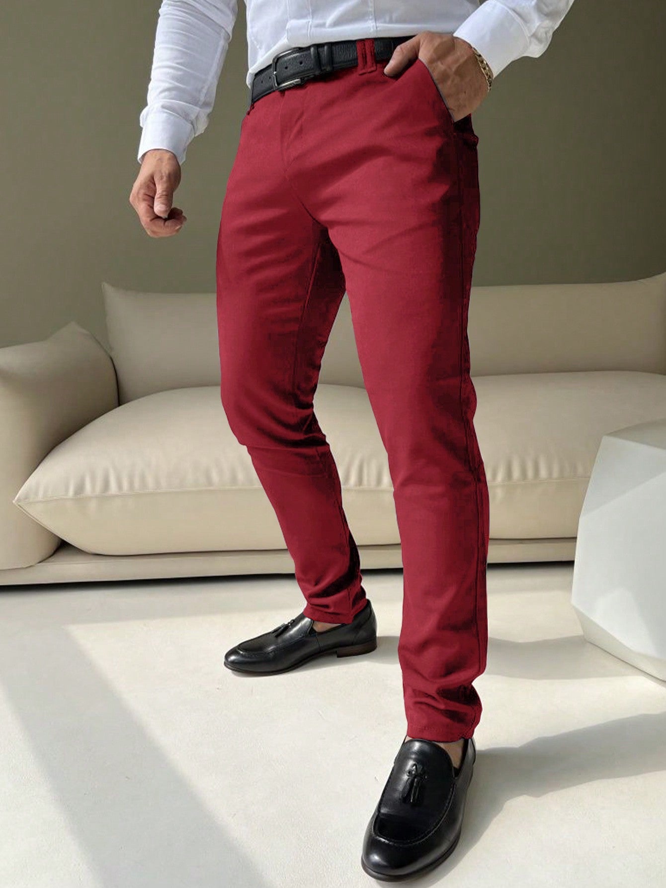 Calça Masculina Social Slim Fit Com Corte Moderno E Cós Ajustável Calça Masculina Social Slim Fit Com Corte Moderno E