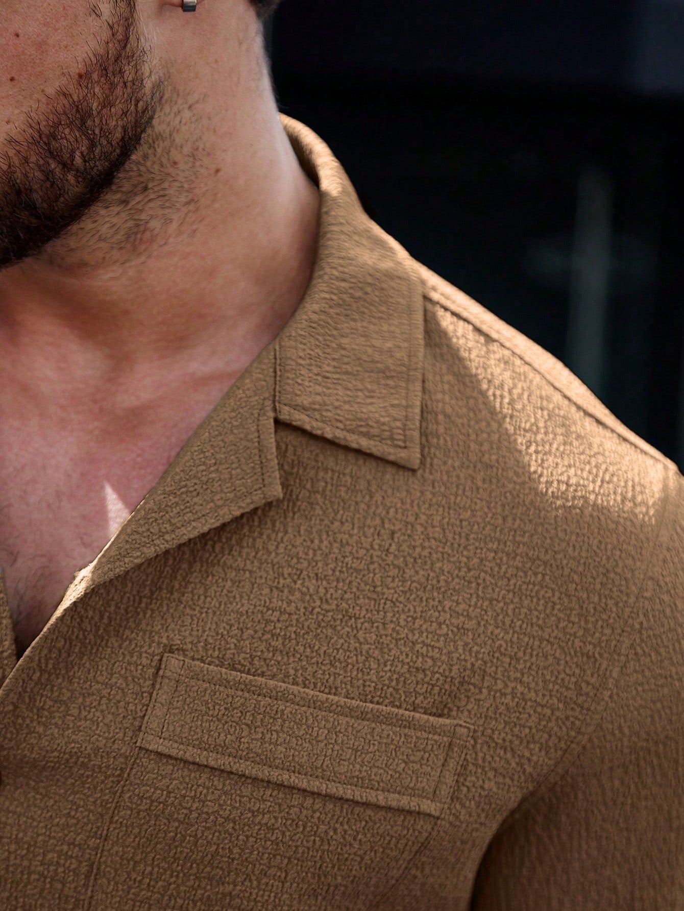 Camisa Masculina De Botão Slim Bolso Caimento Impecável Camisa Masculina De Botão Slim Bolso Caimento Impecável