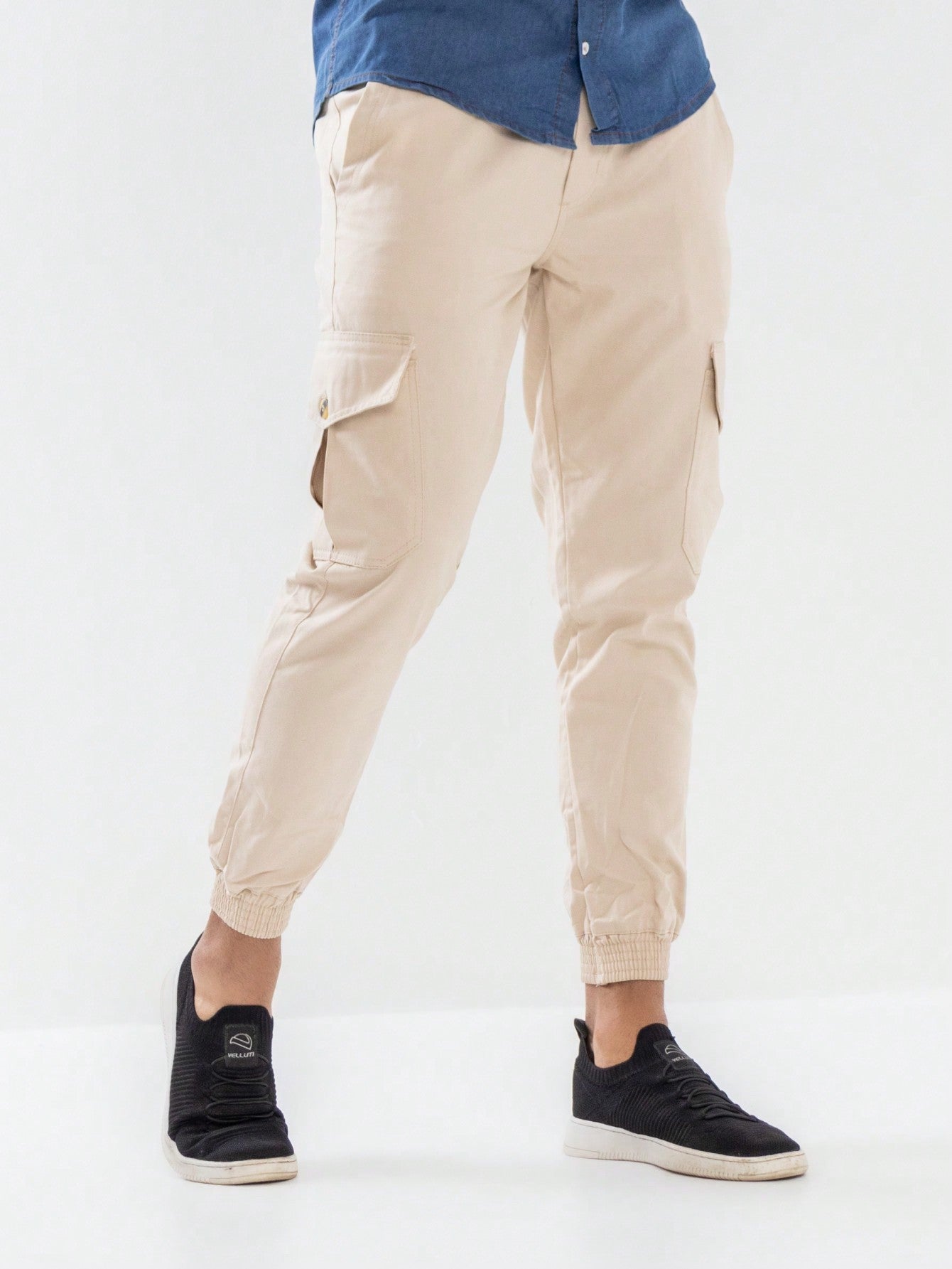 Calça Masculina Jeans Slim Fit Com Lavagem Média E Estilo Casual Bege / PP Calça Masculina Jeans Slim Fit Com Lavagem