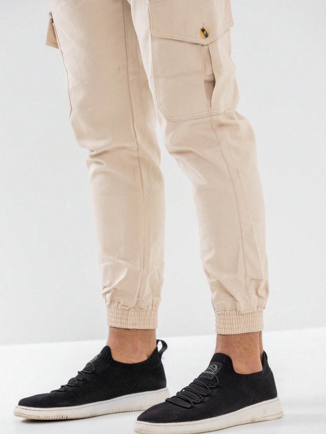 Calça Masculina Jeans Slim Fit Com Lavagem Média E Estilo Casual Calça Masculina Jeans Slim Fit Com Lavagem Média E