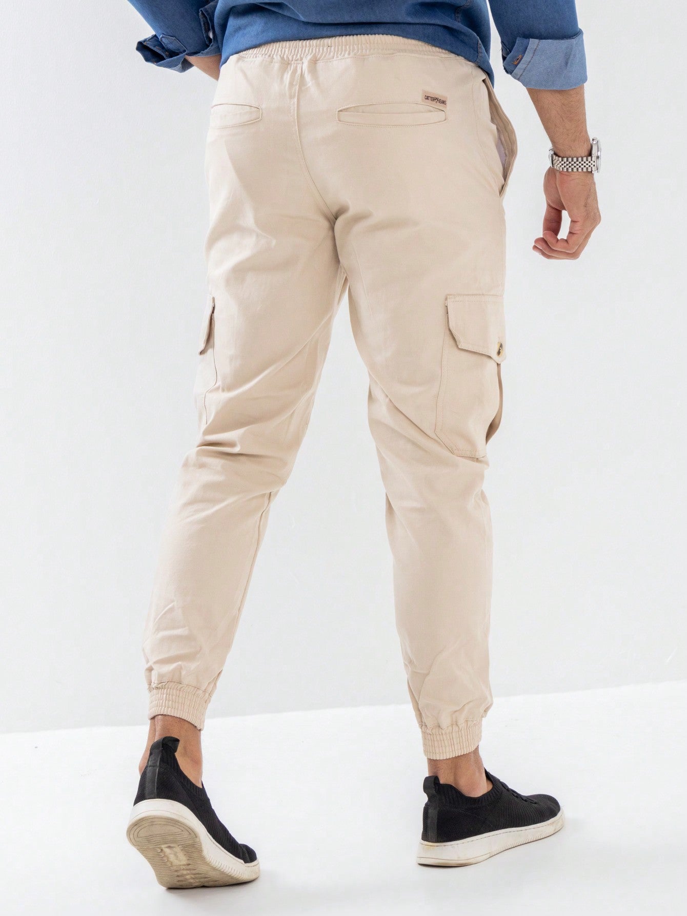 Calça Masculina Jeans Slim Fit Com Lavagem Média E Estilo Casual Calça Masculina Jeans Slim Fit Com Lavagem Média E