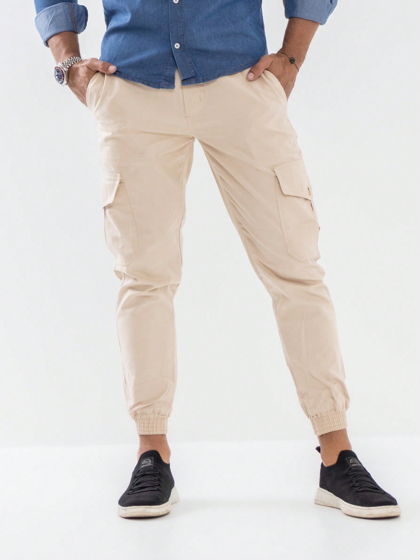 Calça Masculina Jeans Slim Fit Com Lavagem Média E Estilo Casual Calça Masculina Jeans Slim Fit Com Lavagem Média E