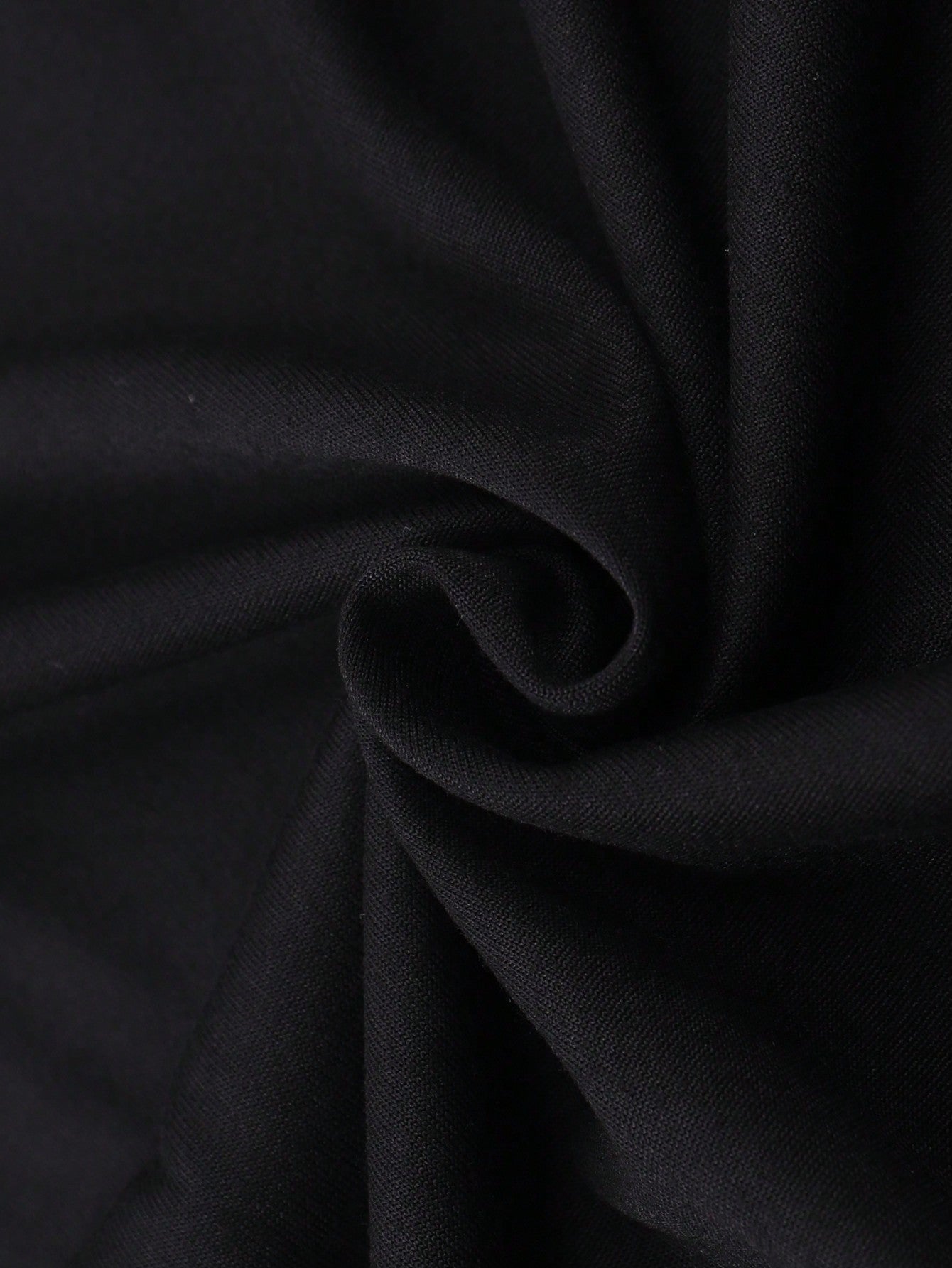 Camiseta Masculina Oversized Estampa De Cruz Minimalista Camiseta Masculina Oversized Estampa De Cruz Minimalista