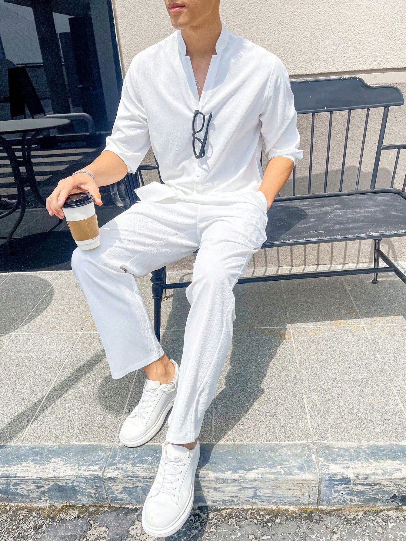 Conjunto Masculino Camisa De Botão E Calça Com Cordão Ajustável Conjunto Masculino Camisa De Botão E Calça Com Cordão