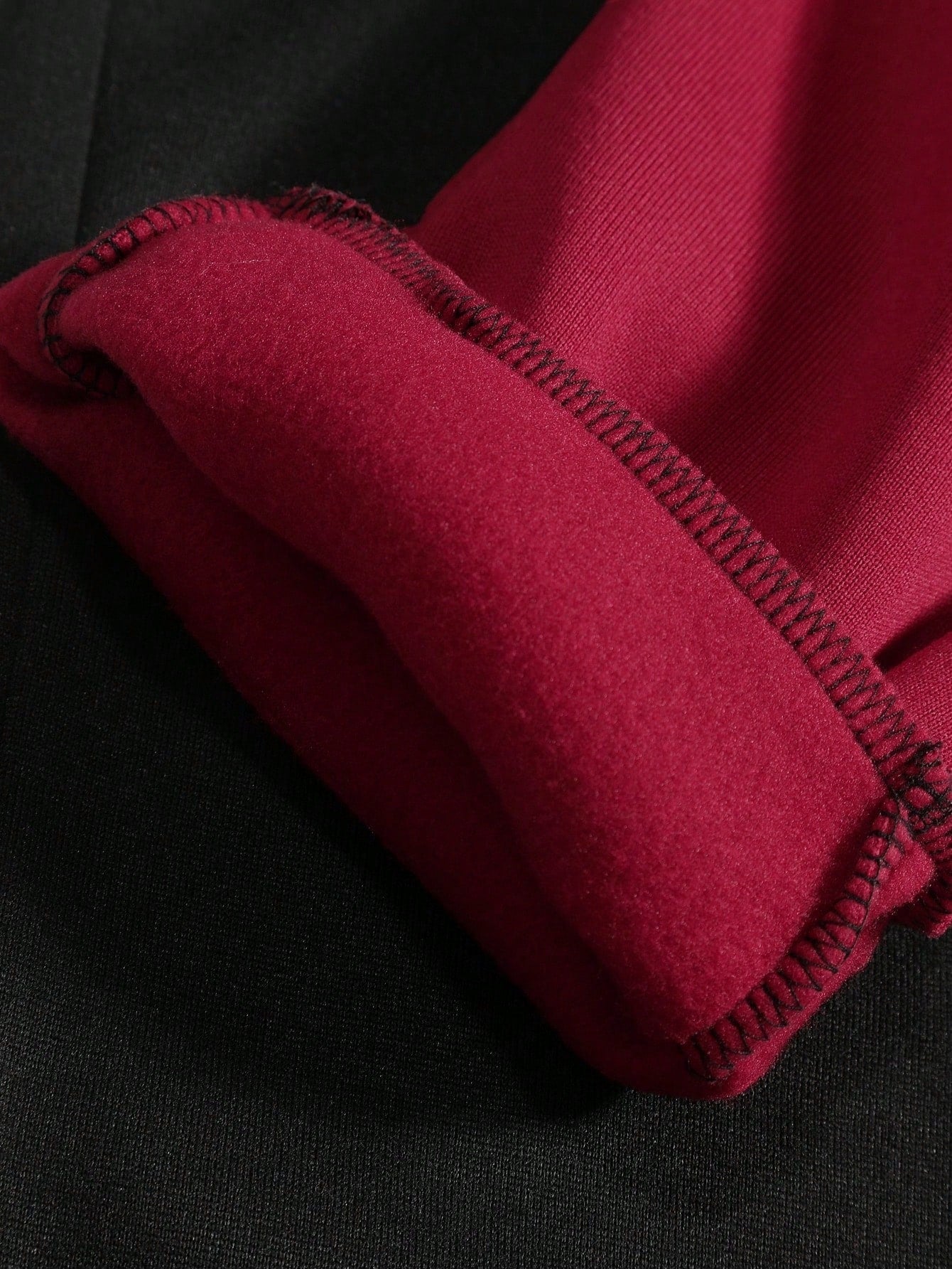 Calça Masculina Jogger Com Estampas Grafitadas Urbanas Calça Masculina Jogger Com Estampas Grafitadas Urbanas