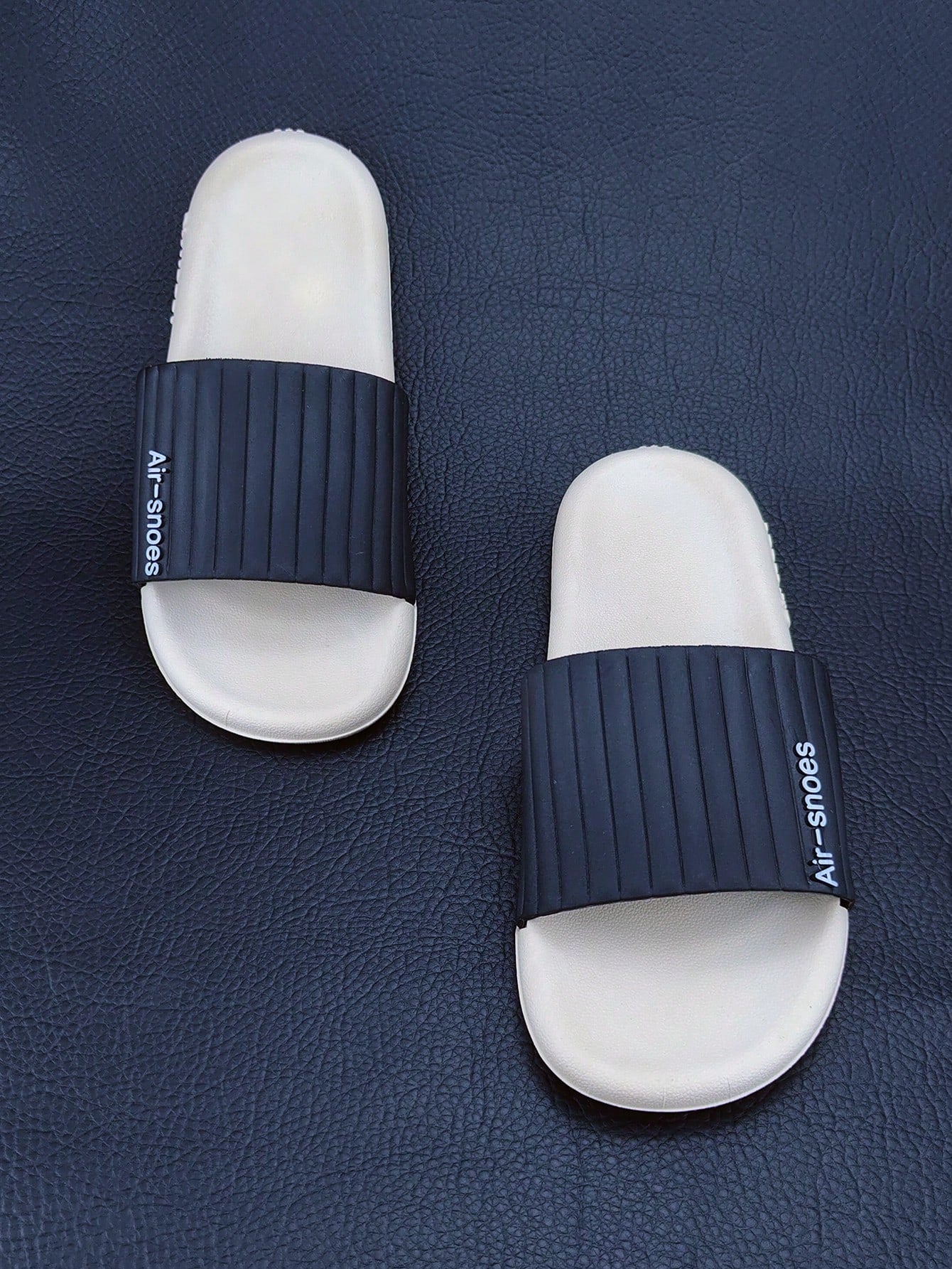 Chinelo Masculino Casual PVC Solado Grosso Antiderrapante Branco / 36 Chinelo Masculino Casual PVC Solado Grosso