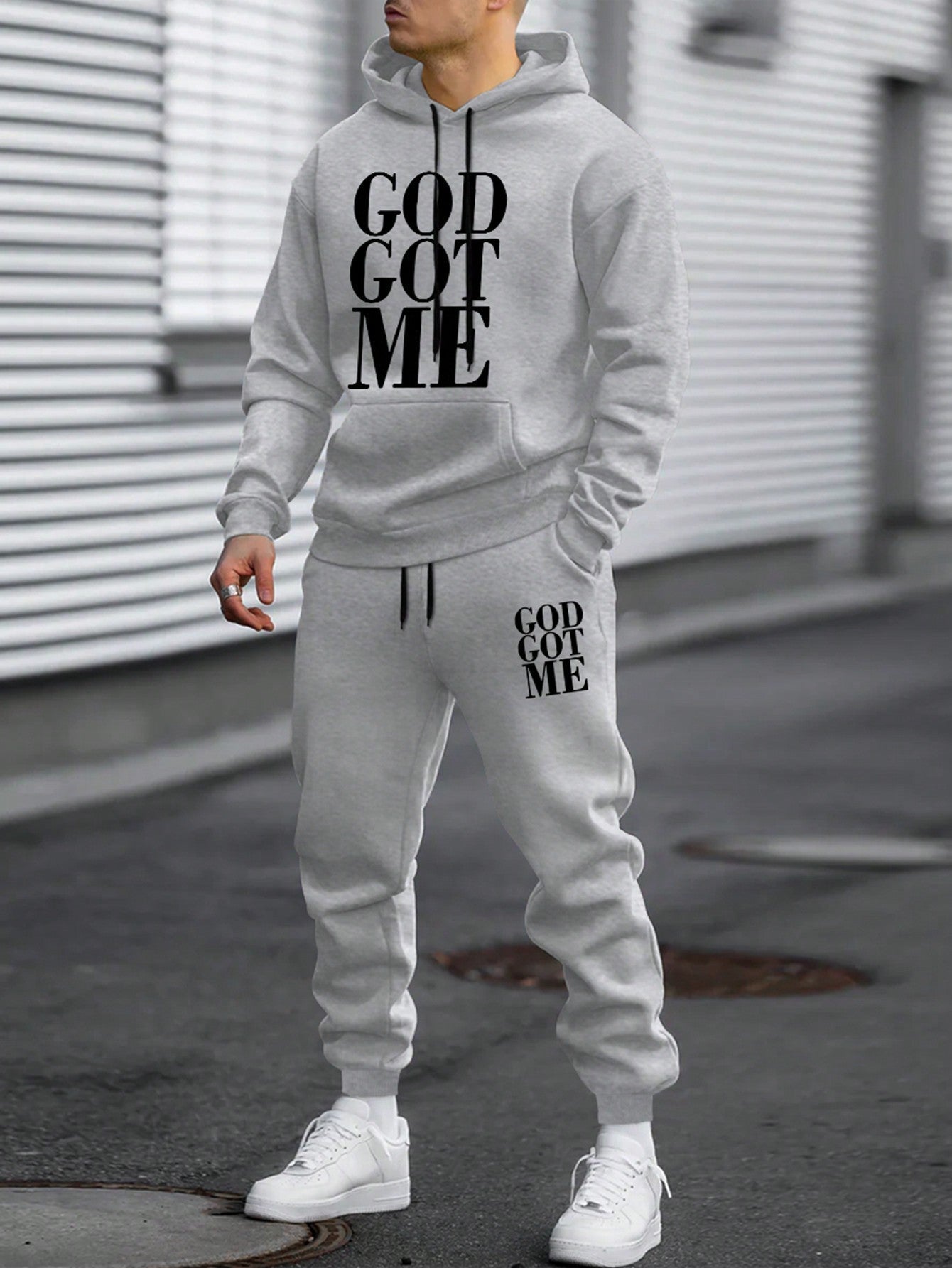 Conjunto Masculino Moletom Estampa God Got Me Estilo Street Cinza Claro / PP Conjunto Masculino Moletom Estampa God Got
