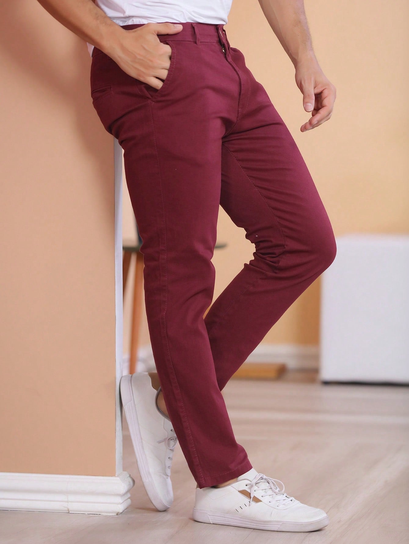 Calça Masculina Social Slim Fit Com Bolsos E Cintura Ajustável Vinho / PP Calça Masculina Social Slim Fit Com Bolsos E