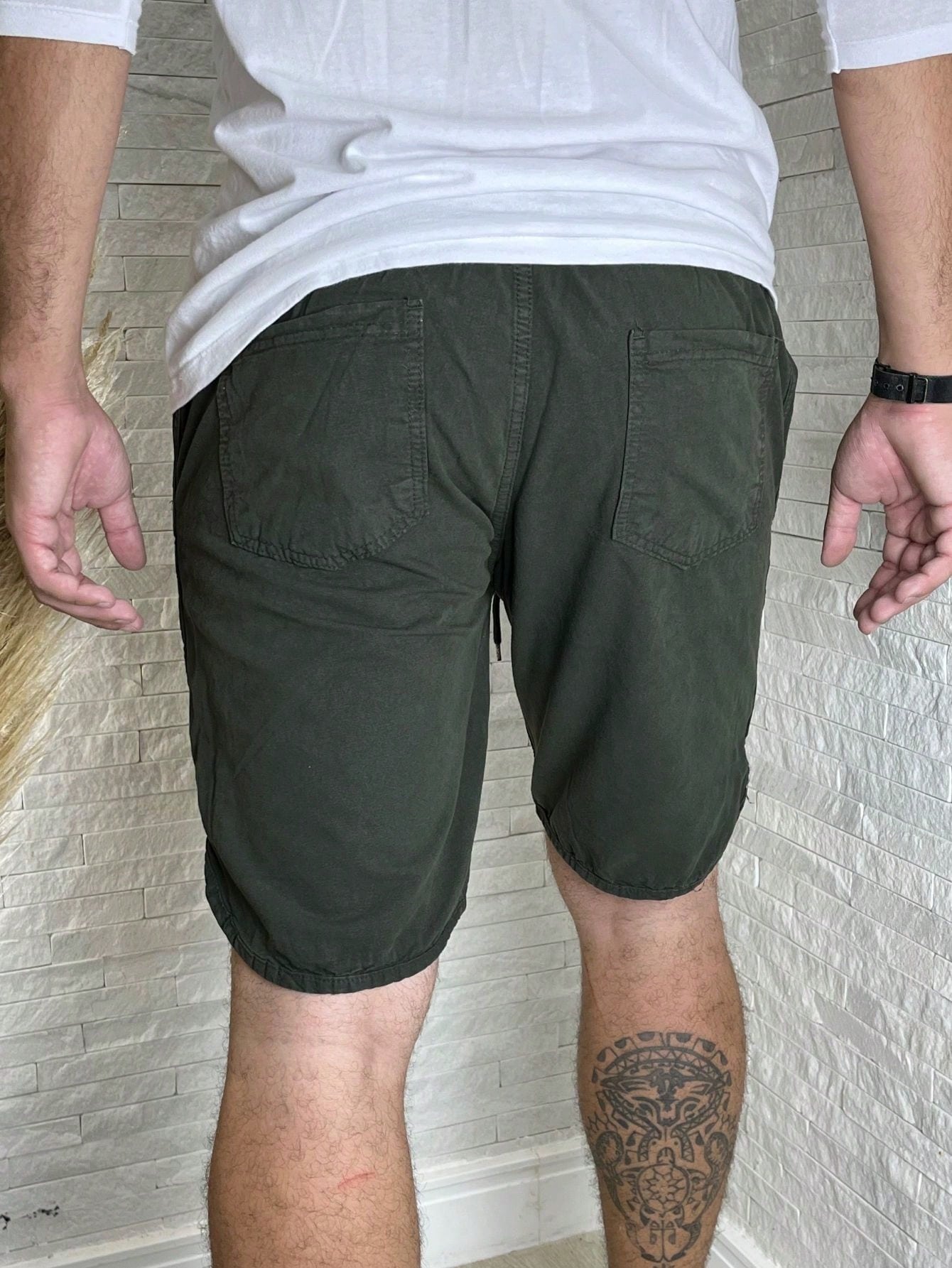 Shorts Masculino Mauricinho De Sarja Com Cadarço E Acabamento Shorts Masculino Mauricinho De Sarja Com Cadarço E