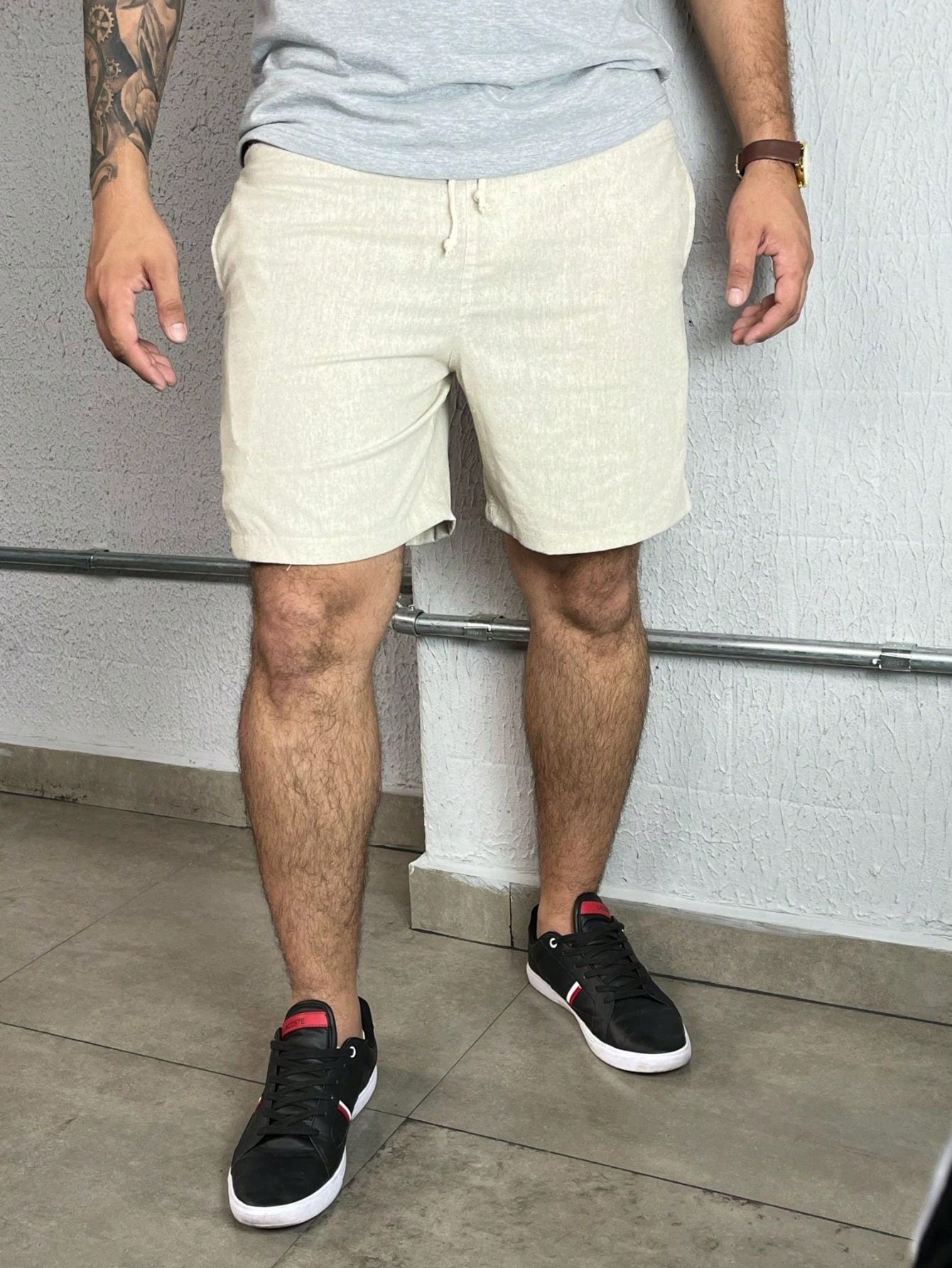 Shorts Masculino Mauricinho Casual Com Cós Elástico E Tecido Shorts Masculino Mauricinho Casual Com Cós Elástico E
