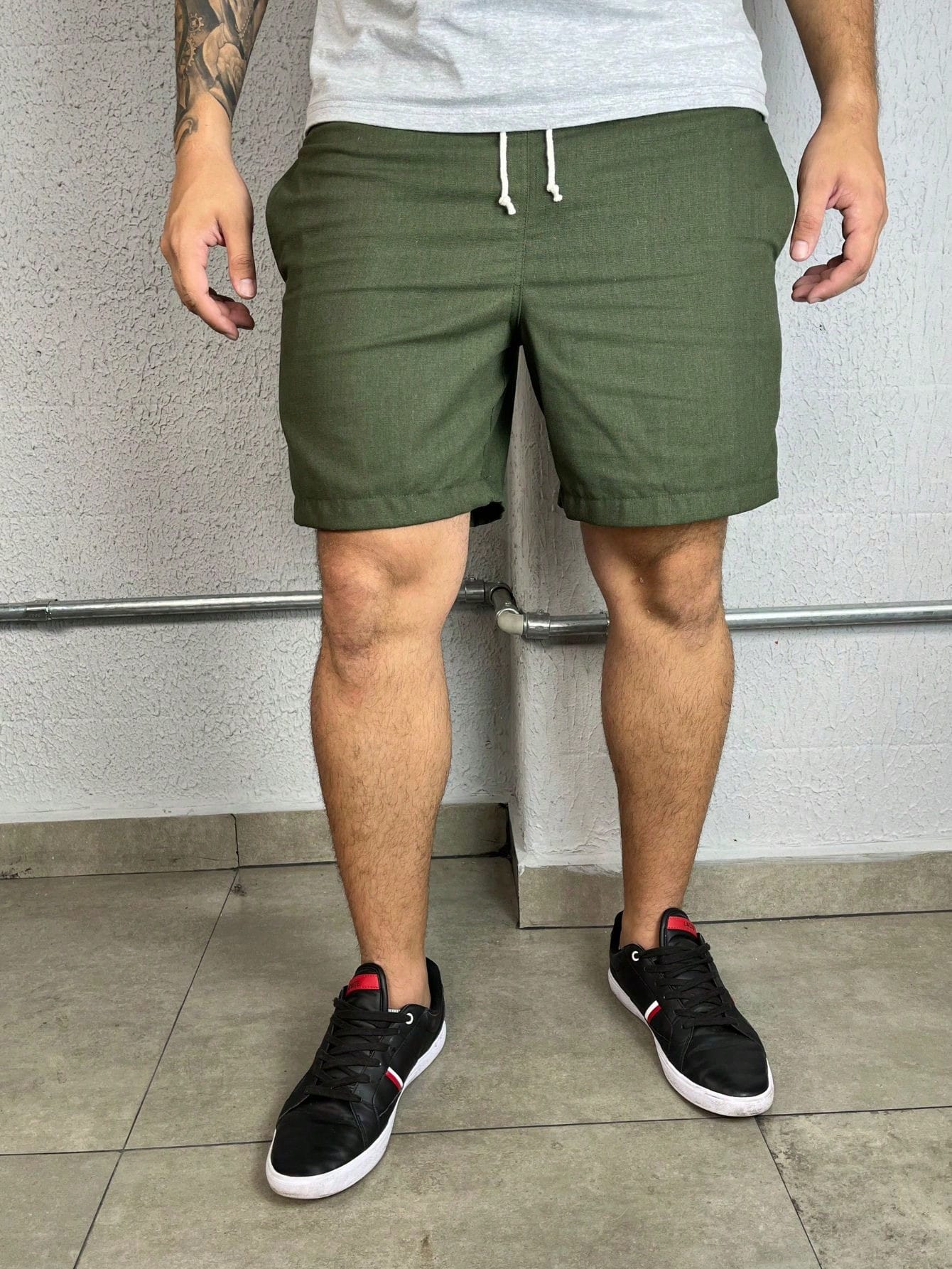Shorts Masculino Mauricinho Casual Com Cós Elástico E Tecido Shorts Masculino Mauricinho Casual Com Cós Elástico E