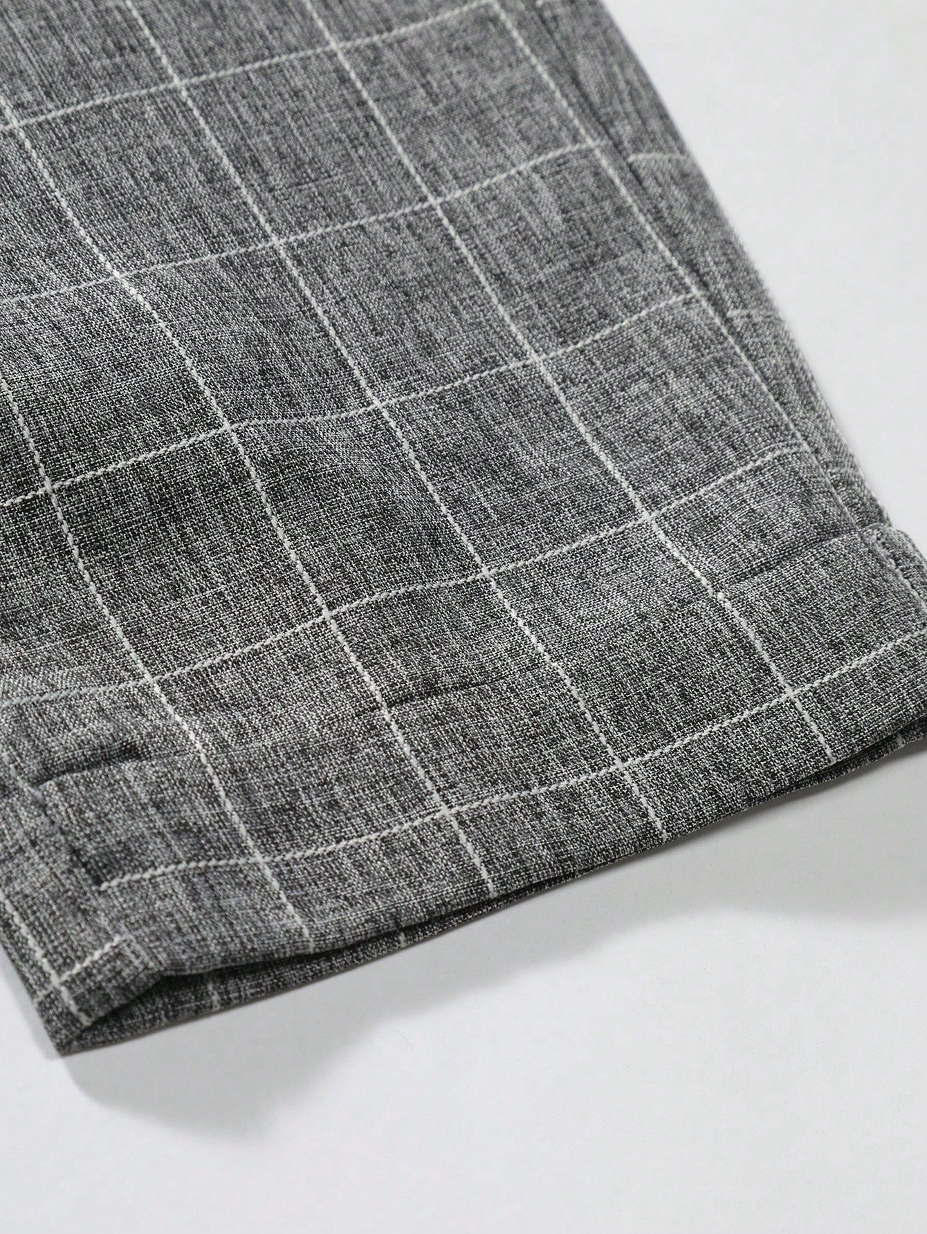 Calça Masculina Alfaiataria Slim Fit Com Estampa Xadrez E Cinto Calça Masculina Alfaiataria Slim Fit Com Estampa Xadrez