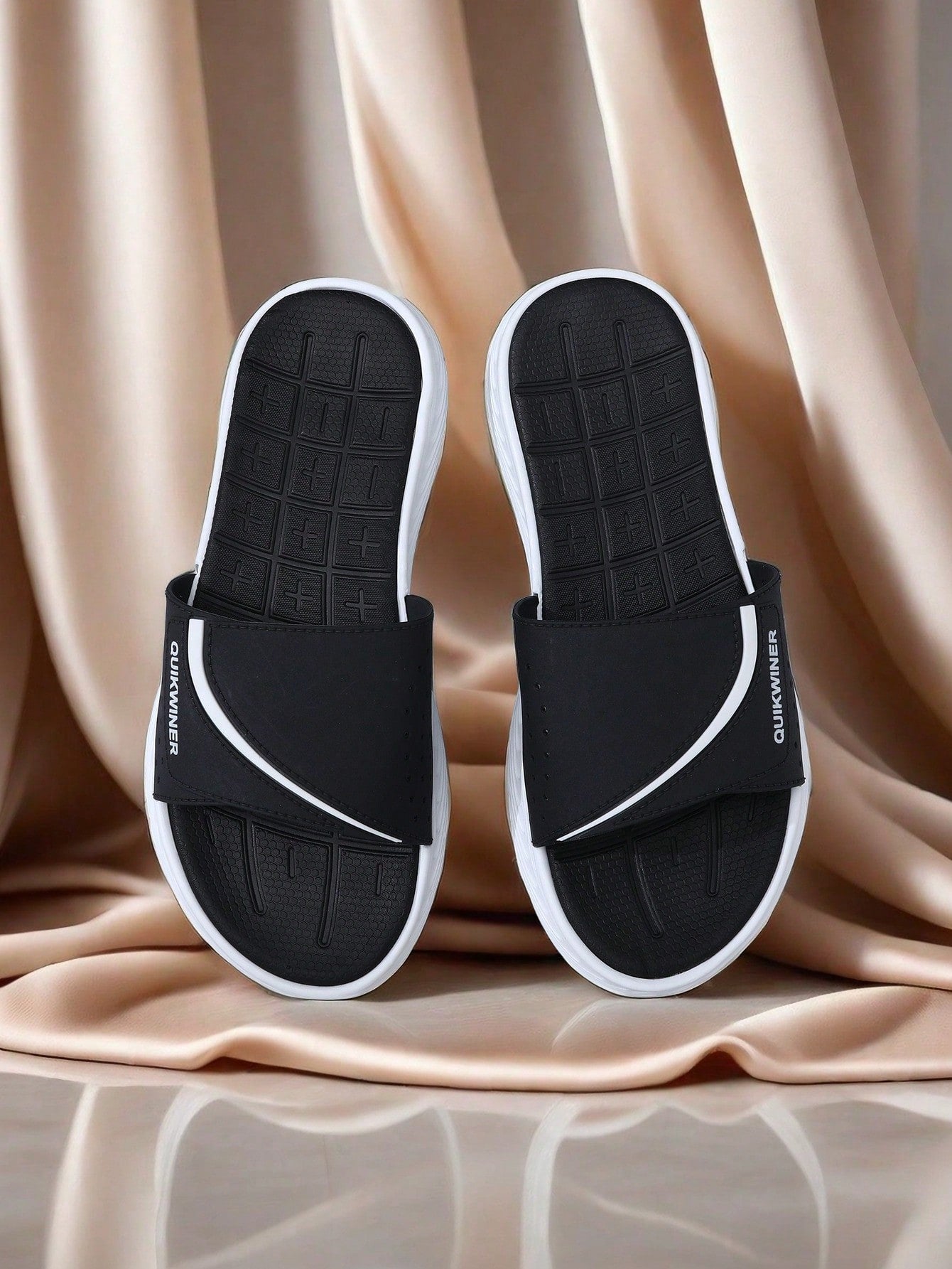 Chinelo Masculino Slip On Solado EVA Grosso Leve e Confortável Chinelo Masculino Slip On Solado EVA Grosso Leve e