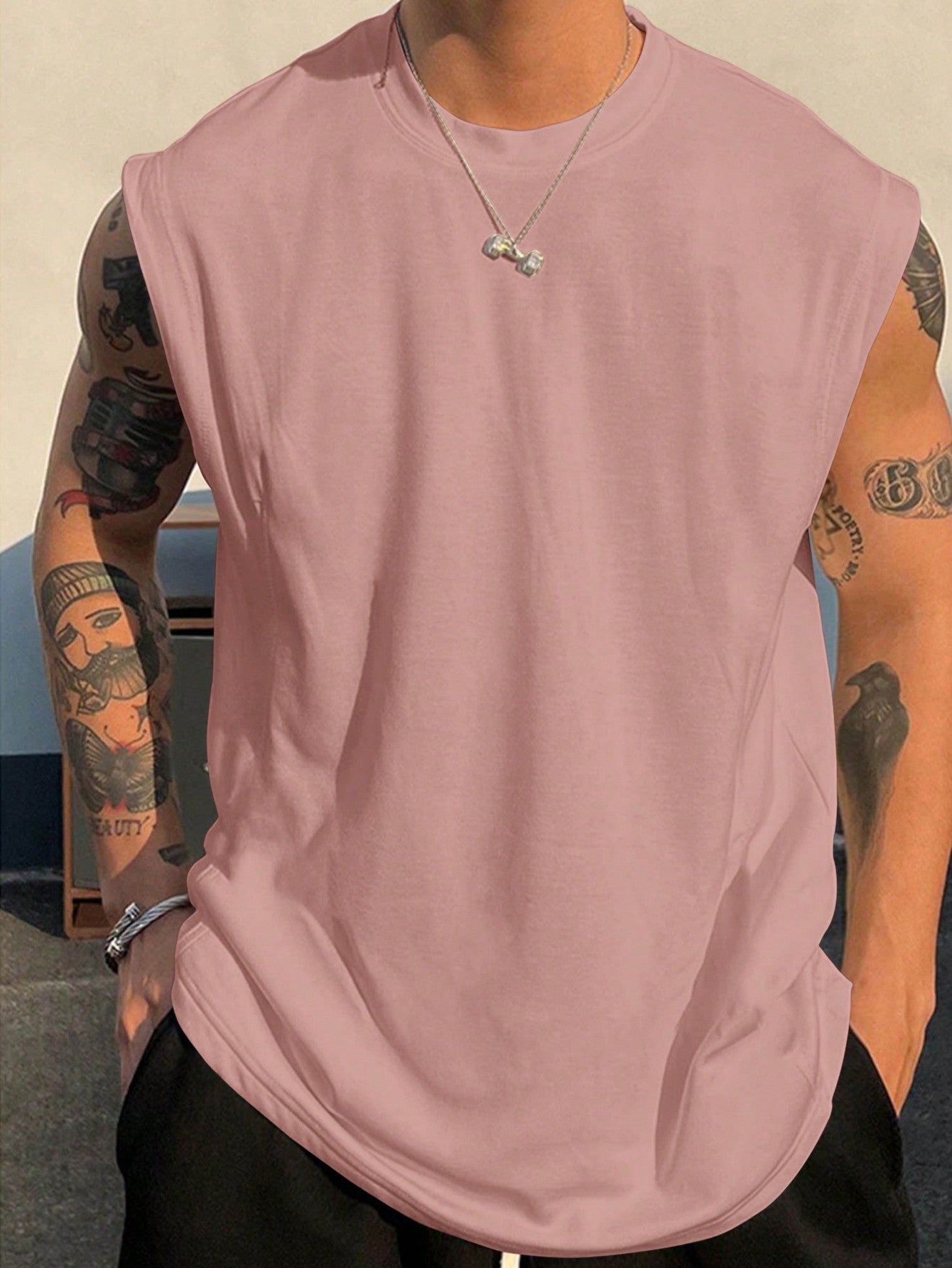 Camiseta Regata Masculina Básica Gola Redonda Estilo Clean Rosa Chiclete / PP Camiseta Regata Masculina Básica Gola