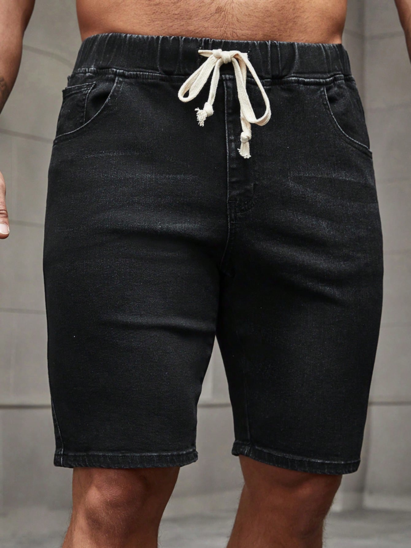Shorts Masculino Jeans Streetwear Com Cadarço E Bolsos Shorts Masculino Jeans Streetwear Com Cadarço E Bolsos