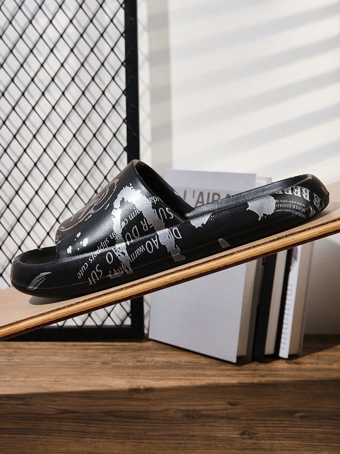 Chinelo Masculino Casual Estampado Urso Antiderrapante Confortável Chinelo Masculino Casual Estampado Urso