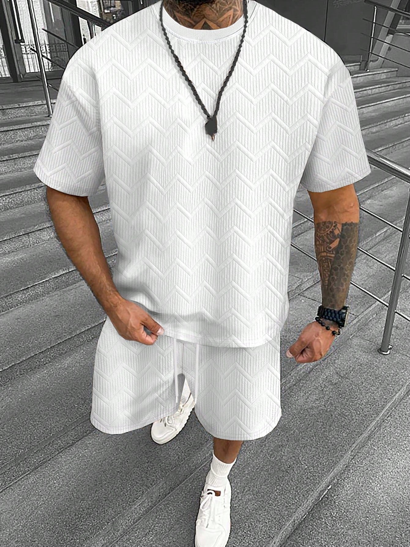 Conjunto Masculino Camiseta Texturizada E Shorts Confortáveis Branco / PP Conjunto Masculino Camiseta Texturizada E