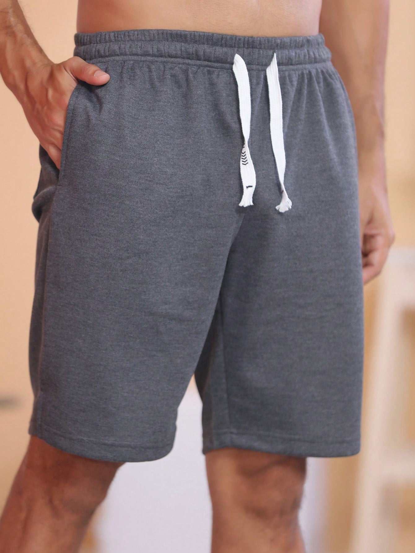 Bermuda Masculina Casual Com Cós Elástico E Cordão Contraste Cinza / PP Bermuda Masculina Casual Com Cós Elástico E