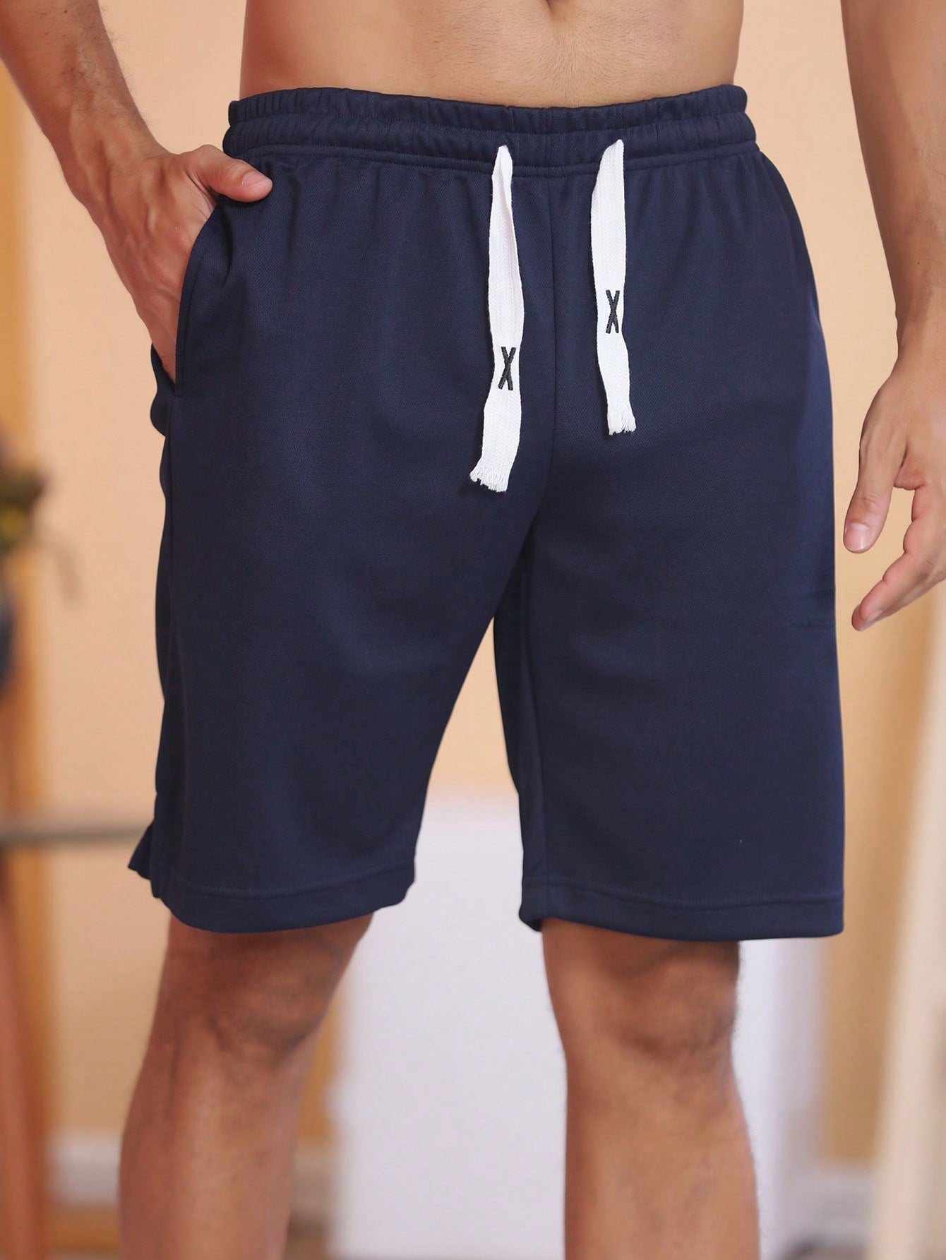 Bermuda Masculina Casual Com Cós Elástico E Cordão Contraste Azul Marinho / PP Bermuda Masculina Casual Com Cós