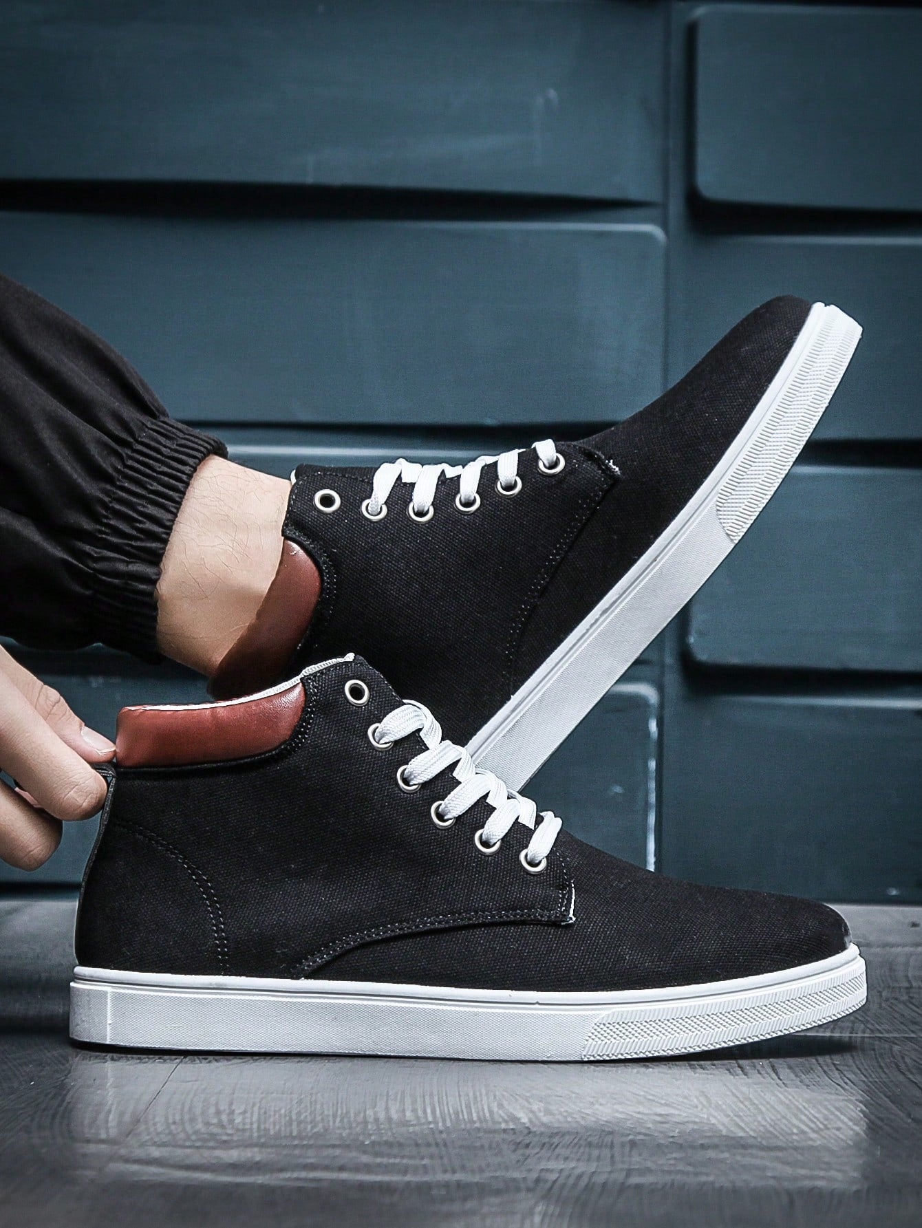 Tênis Masculino Street Cano Médio Cadarço Camurça Sintética Preto / 36 Tênis Masculino Street Cano Médio Cadarço