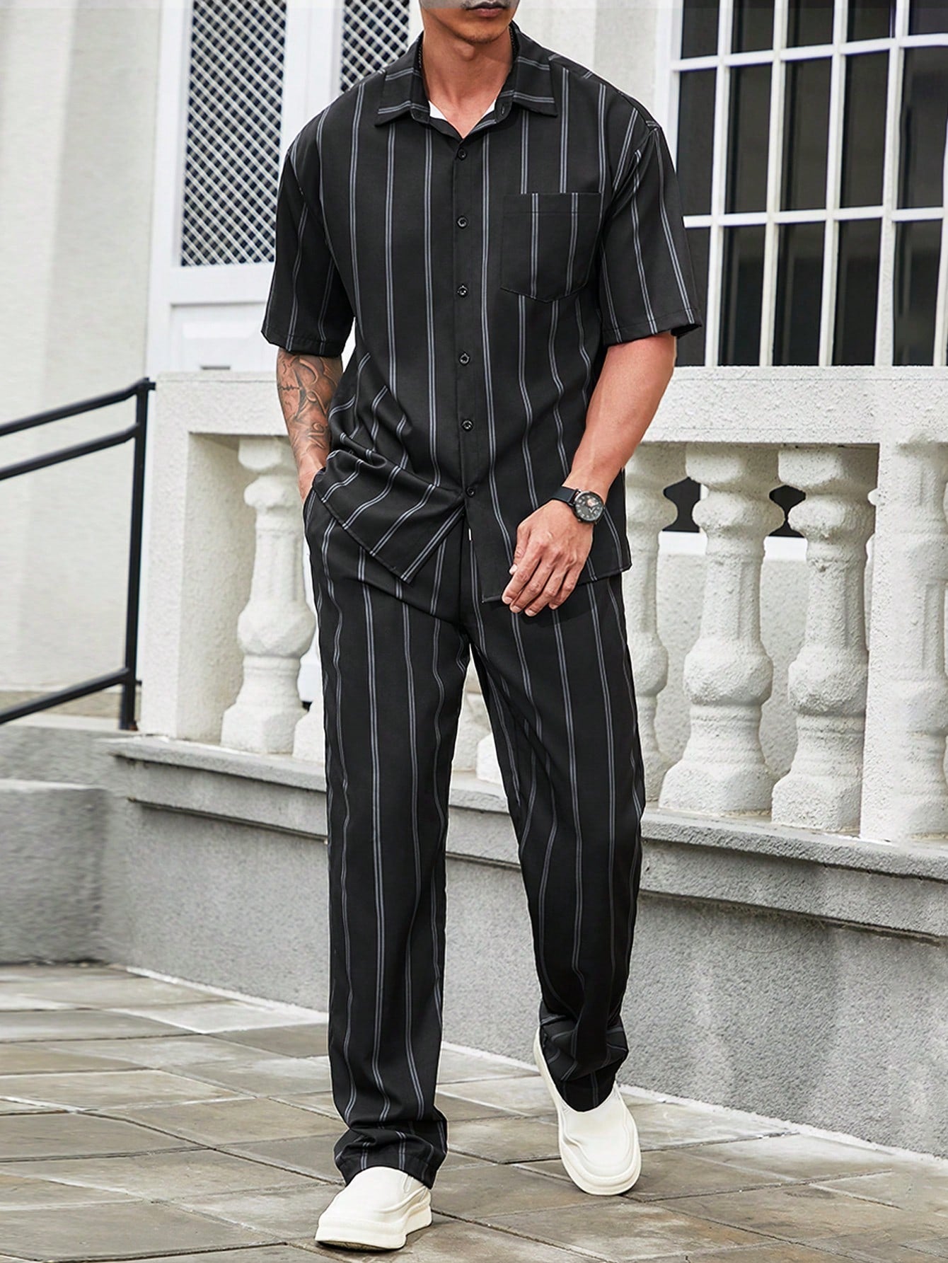 Conjunto Masculino Camisa Listrada E Calça Reta Estilo Verão Preto / PP Conjunto Masculino Camisa Listrada E Calça Reta