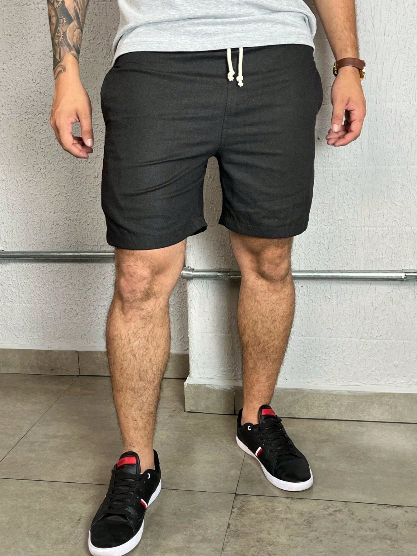Shorts Masculino Mauricinho Casual Com Cós Elástico E Tecido Shorts Masculino Mauricinho Casual Com Cós Elástico E