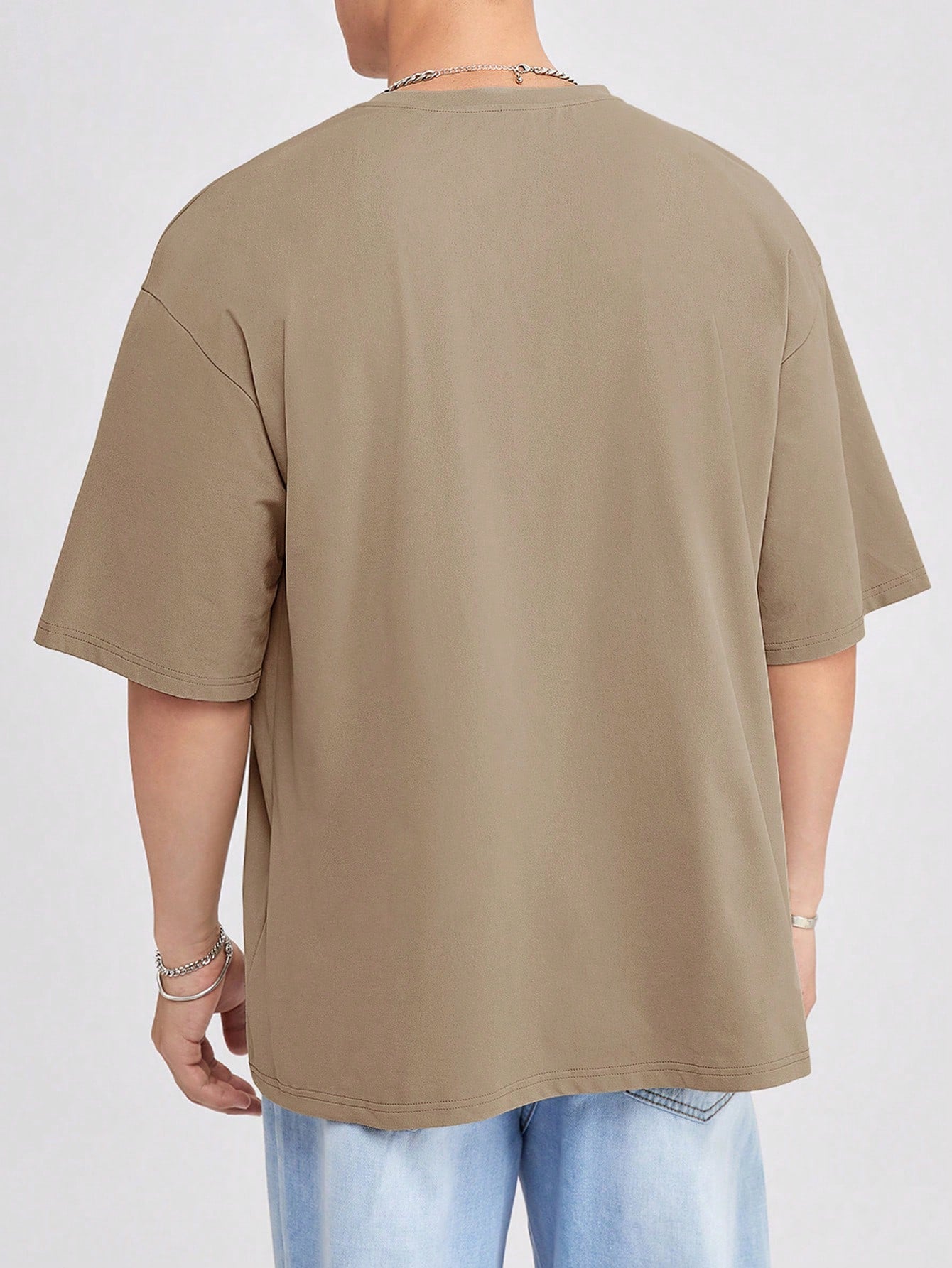 Camisa Masculina Oversized Minimalista Estilo Urbano Camisa Masculina Oversized Minimalista Estilo Urbano