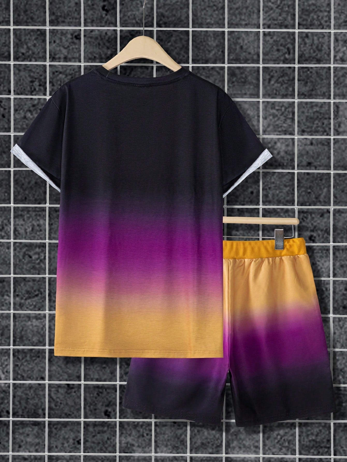 Conjunto Masculino Camiseta Estampada Com Lettering E Shorts Casual Conjunto Masculino Camiseta Estampada Com Lettering