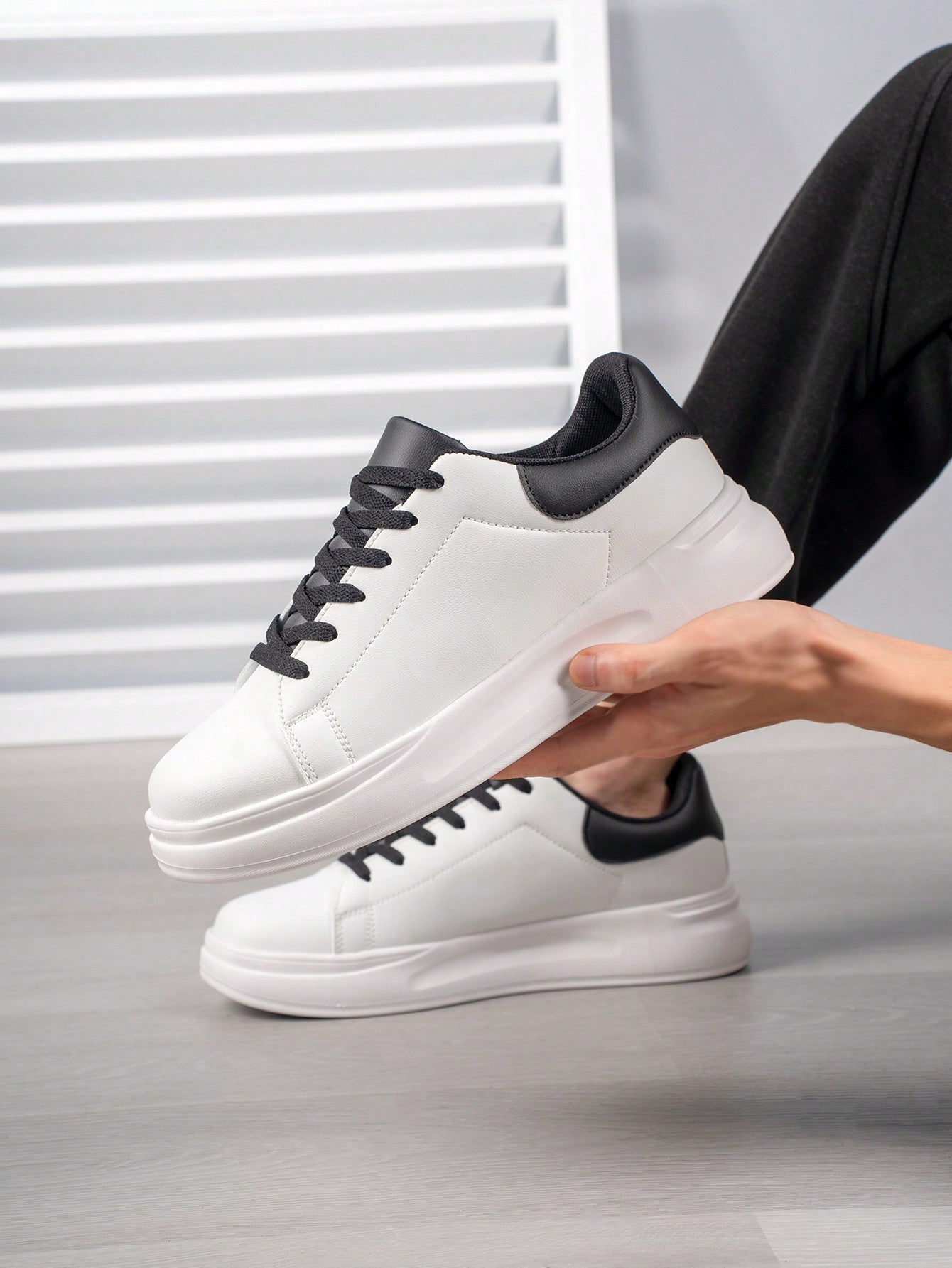 Tênis Masculino Casual Street Cano Baixo Leve e Moderno Branco / 36 Tênis Masculino Casual Street Cano Baixo Leve e