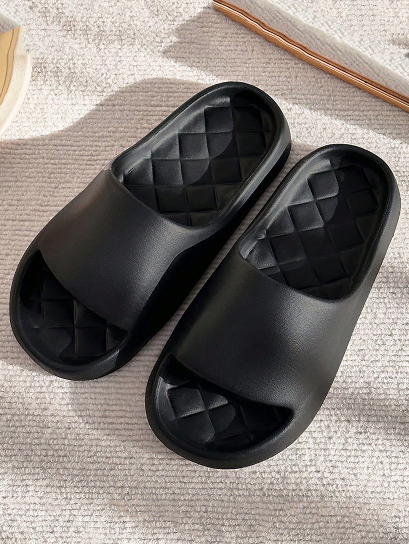 Chinelo Masculino Slide Solado Grosso Cruzado Antiderrapante Chinelo Masculino Slide Solado Grosso Cruzado