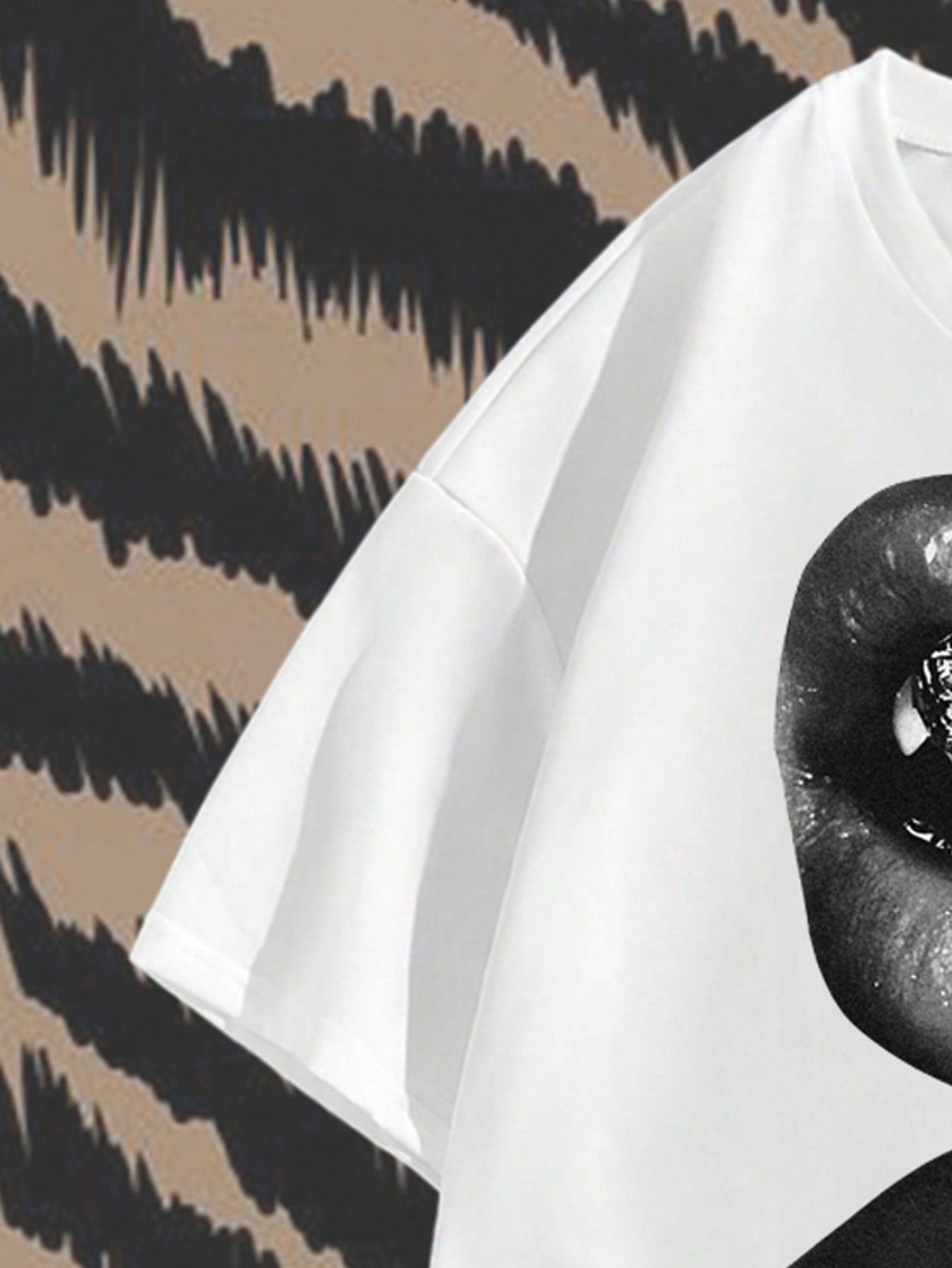 Camiseta Masculina Oversized Estampa De Boca Urbana Camiseta Masculina Oversized Estampa De Boca Urbana