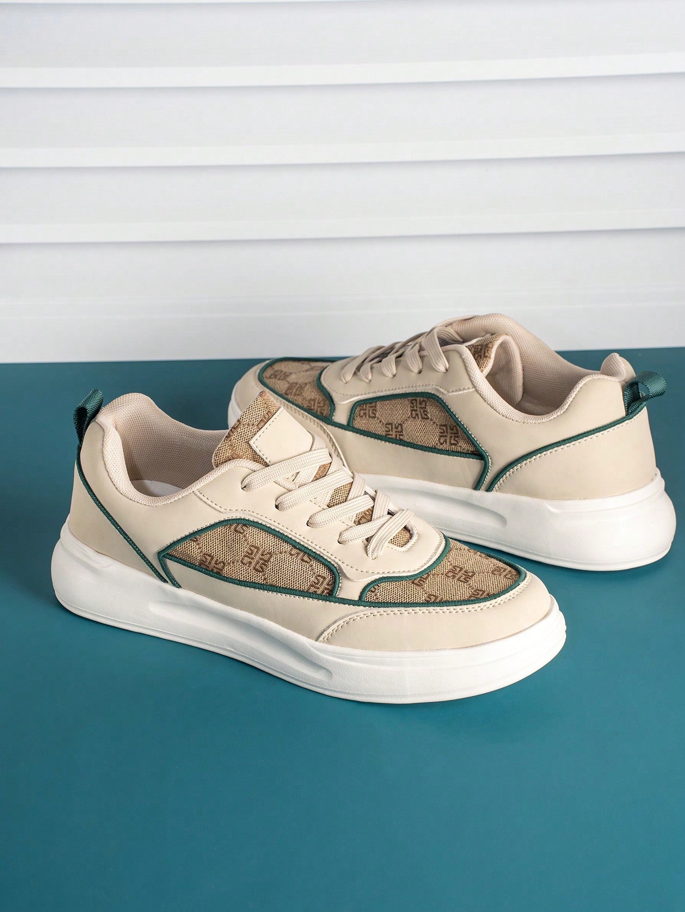 Tênis Masculino Casual Estampa Exclusiva Solado Leve Bege / 36 Tênis Masculino Casual Estampa Exclusiva Solado Leve