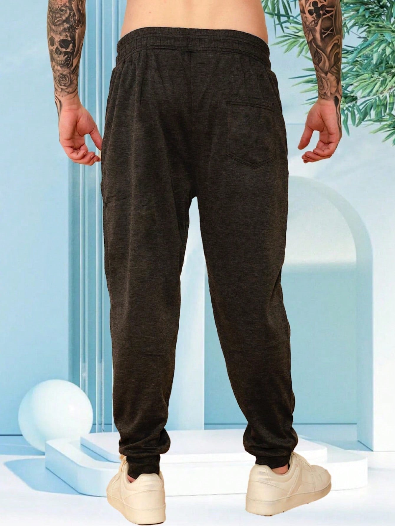 Calça Masculina Jogger Com Recortes E Cós Ajustável Calça Masculina Jogger Com Recortes E Cós Ajustável
