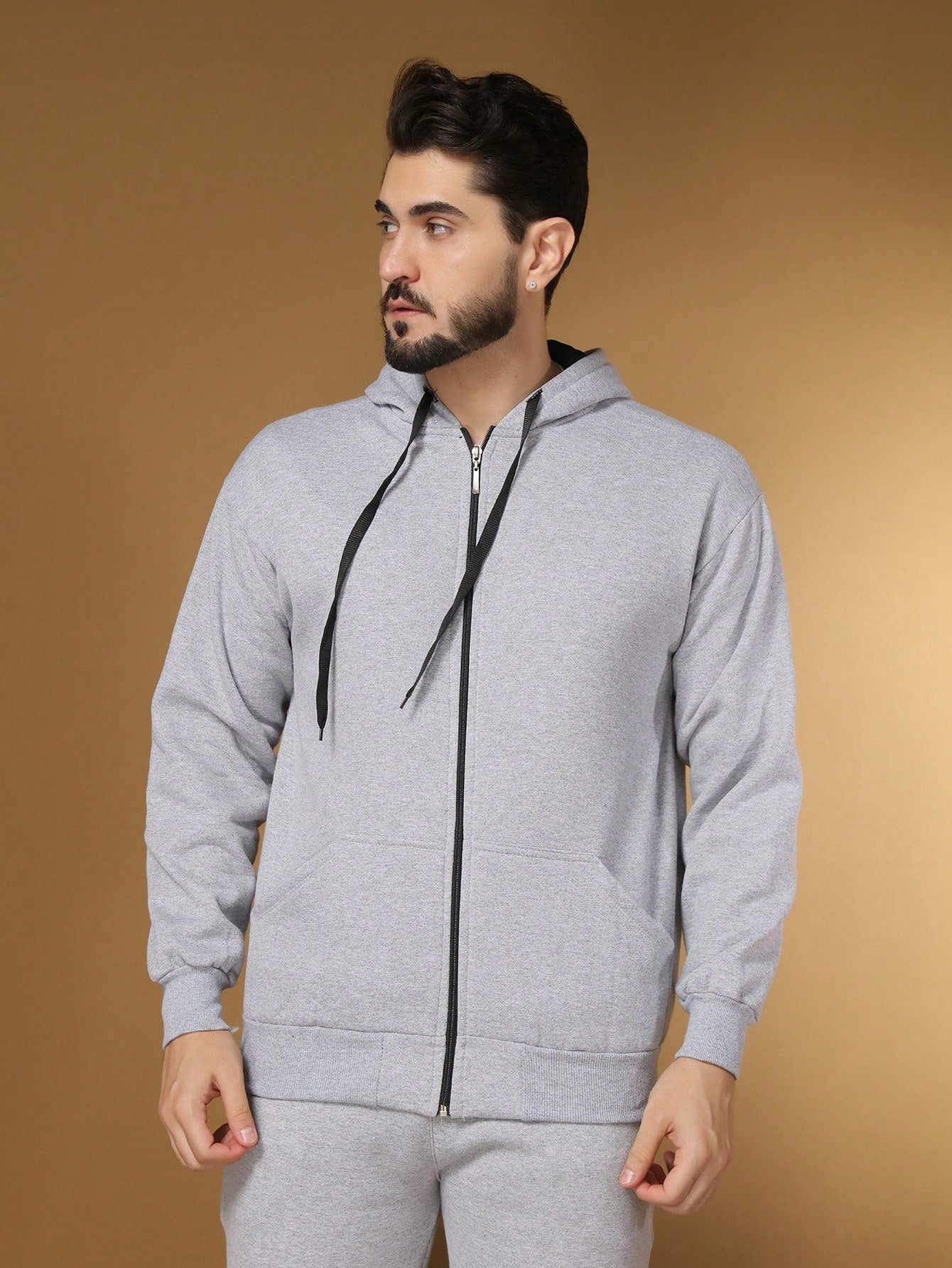 Conjunto Masculino Moletom Com Capuz E Calça Jogger Tradicional Conjunto Masculino Moletom Com Capuz E Calça Jogger