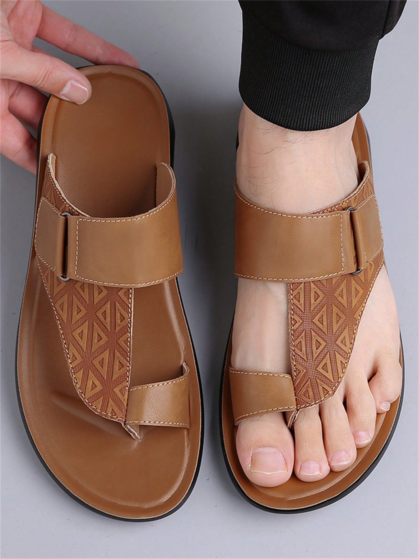 Chinelo Masculino De Dedo Casual Solado Macio Antiderrapante Castanho / 36 Chinelo Masculino De Dedo Casual Solado