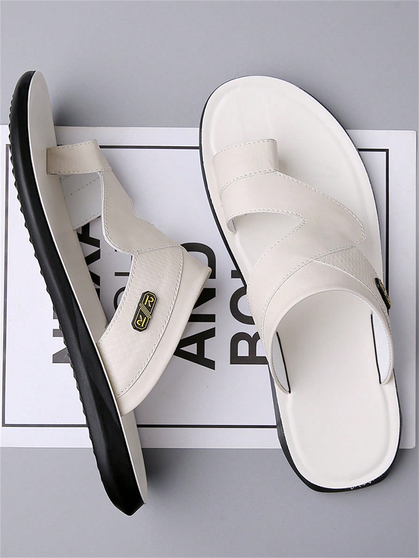 Chinelo Masculino Slide Casual Solado Macio Antiderrapante Chinelo Masculino Slide Casual Solado Macio Antiderrapante