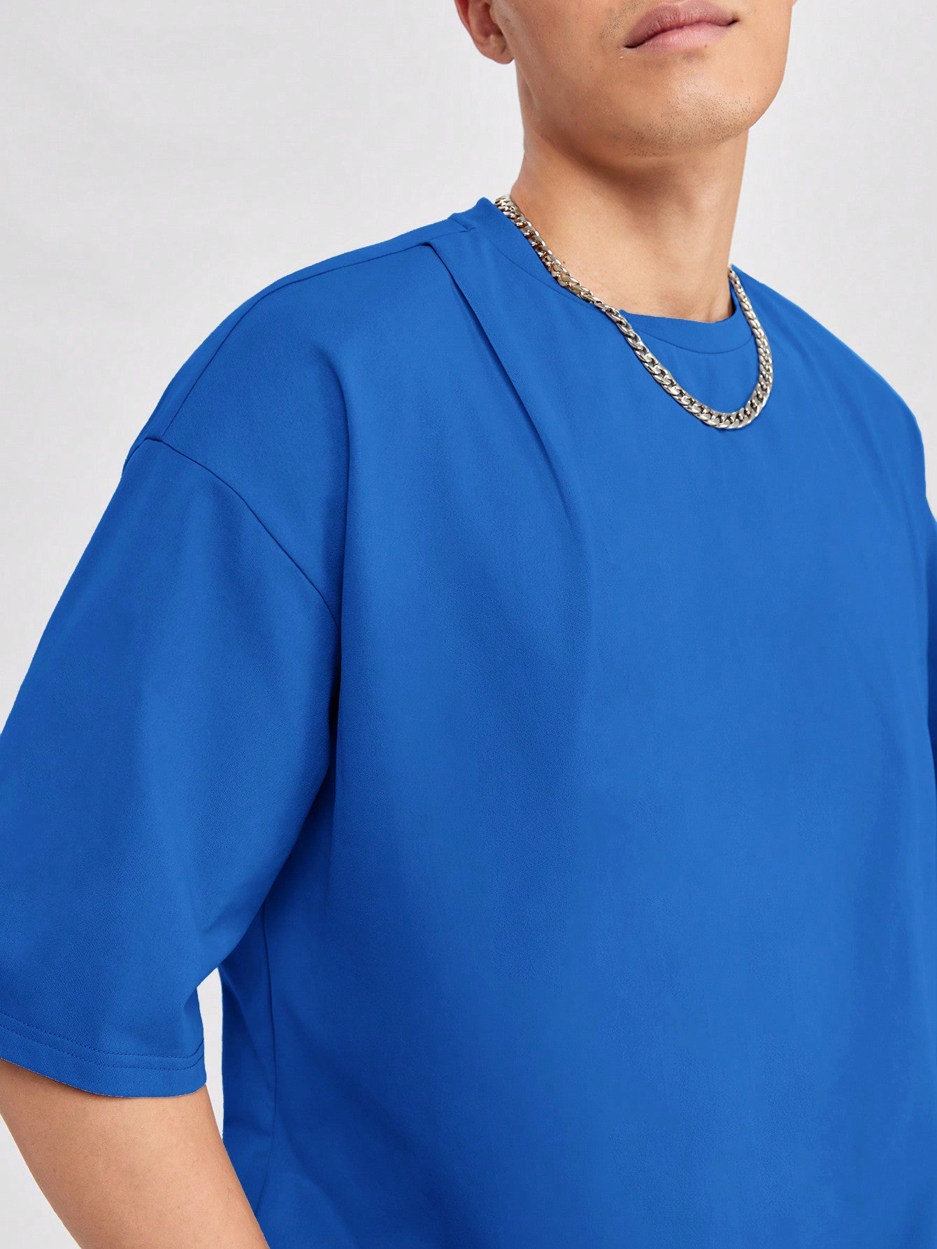 Camisa Masculina Oversized Minimalista Estilo Urbano Camisa Masculina Oversized Minimalista Estilo Urbano