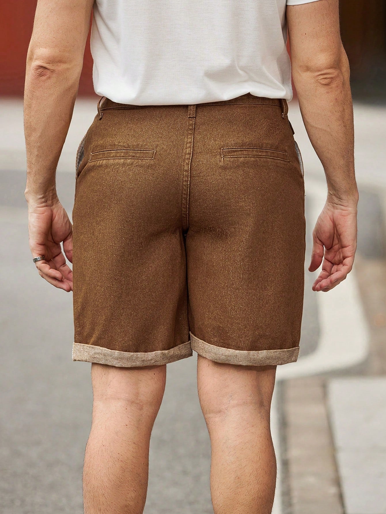 Bermuda Masculina Casual Com Barra Dobrada Estilosa Bermuda Masculina Casual Com Barra Dobrada Estilosa