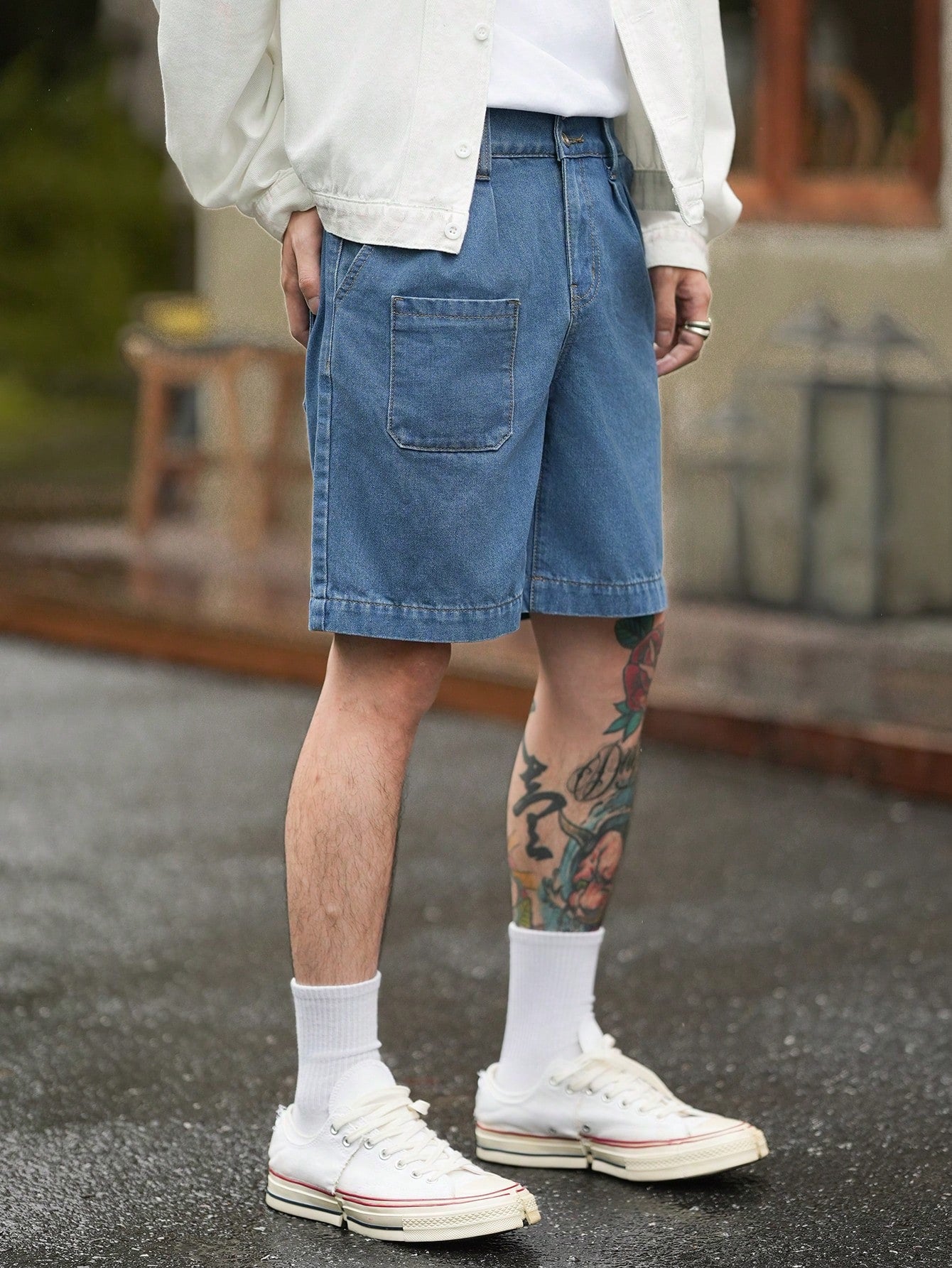 Bermuda Masculina Jeans Com Bolsos E Estilo Retrô Bermuda Masculina Jeans Com Bolsos E Estilo Retrô