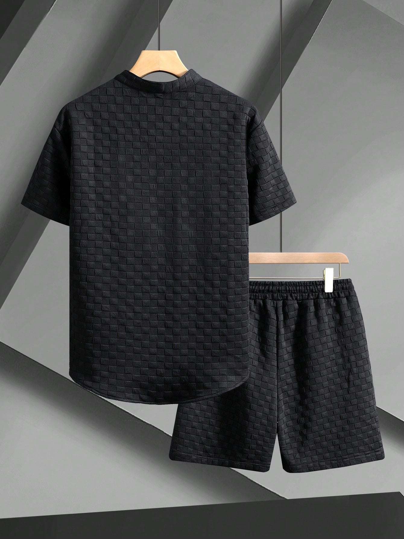 Conjunto Masculino Camisa Texturizada E Shorts Confortáveis Conjunto Masculino Camisa Texturizada E Shorts Confortáveis